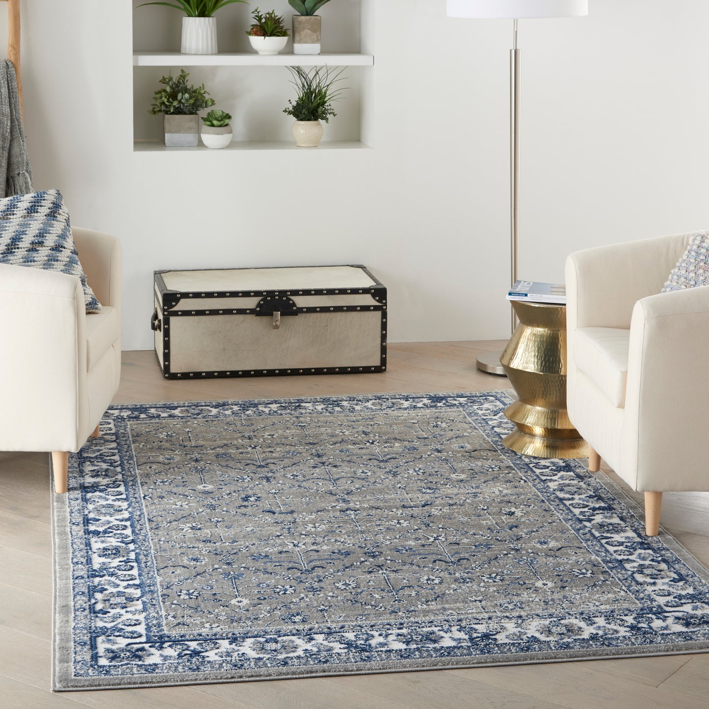 Nourison Home Cyrus Ivory Navy Traditional