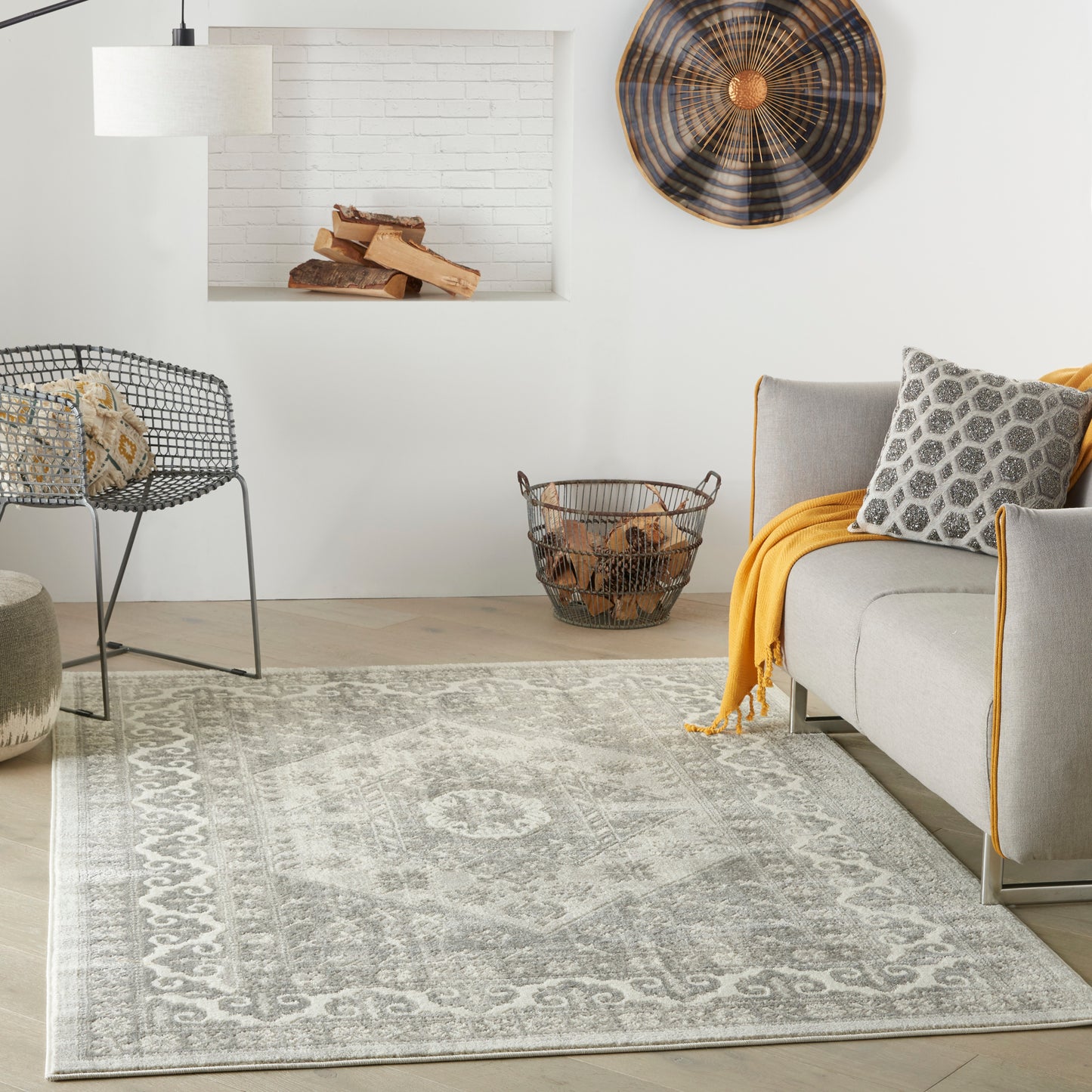 Nourison Home Cyrus Ivory Traditional