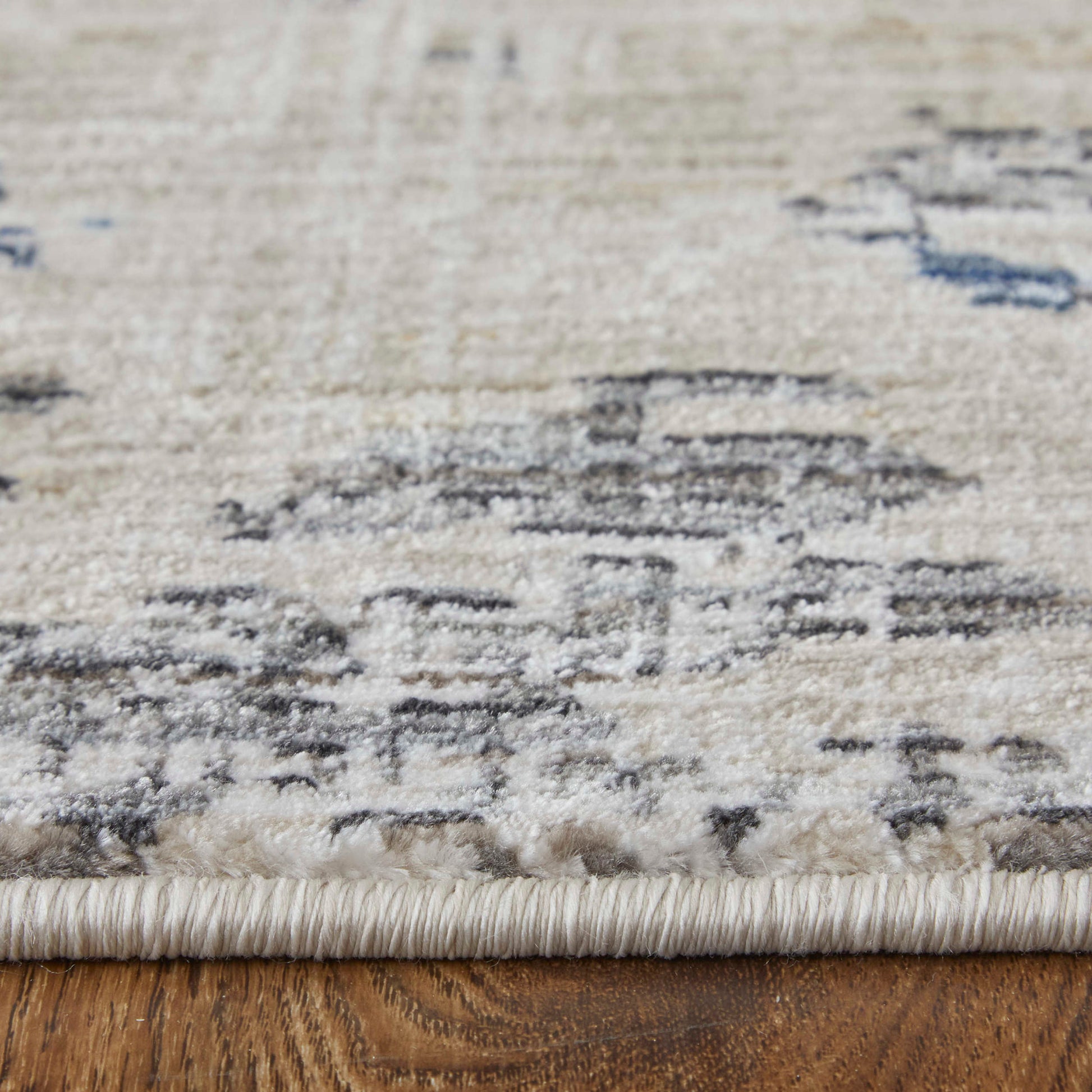 Feizy Sonora 39NUF Ivory Modern/Casual/Industrial Machinemade Rug