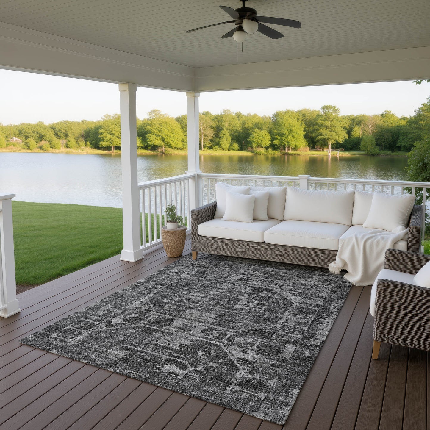 Dalyn Rugs Aberdeen Midnight Traditional