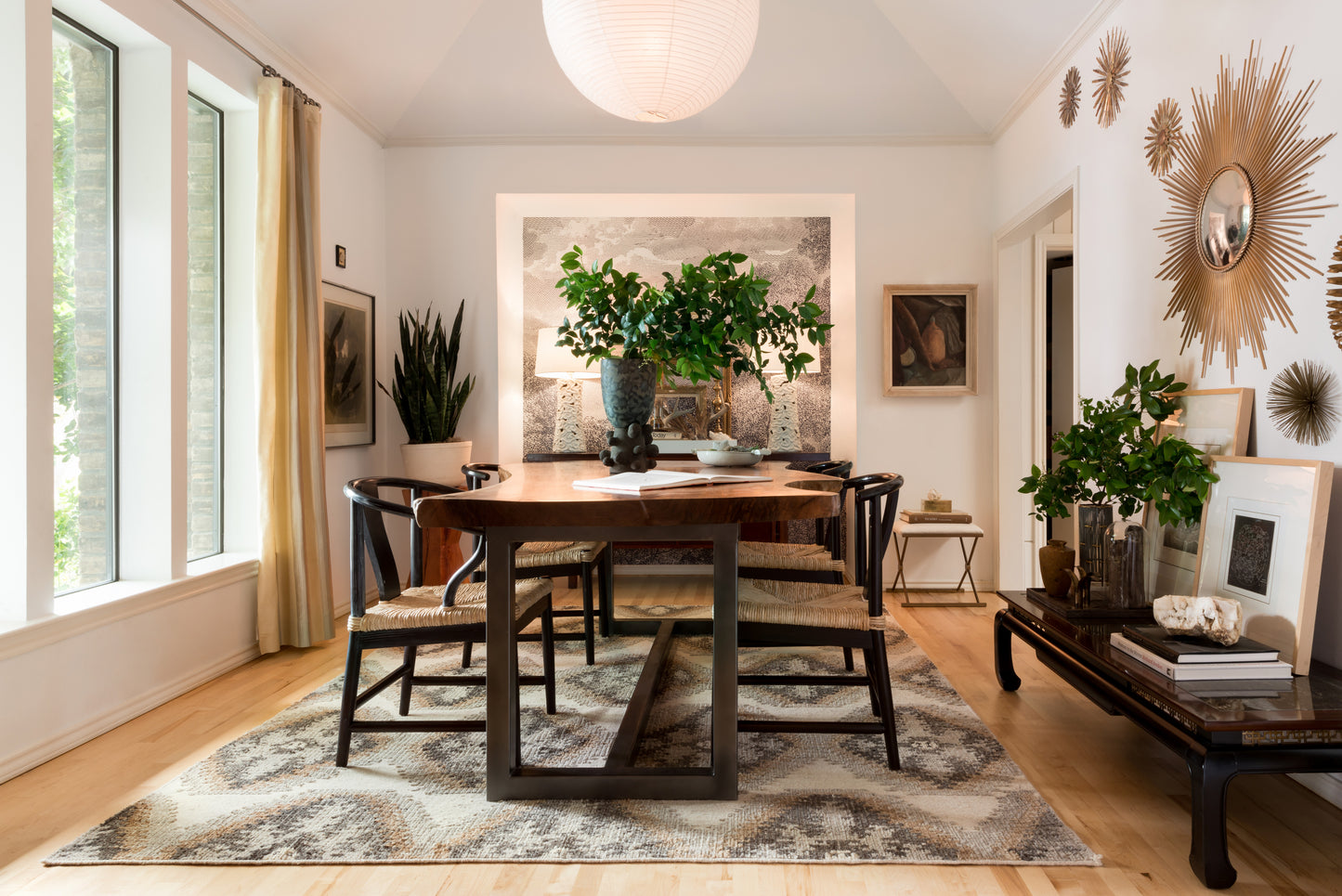 Loloi Akina Ivory Camel Transitional