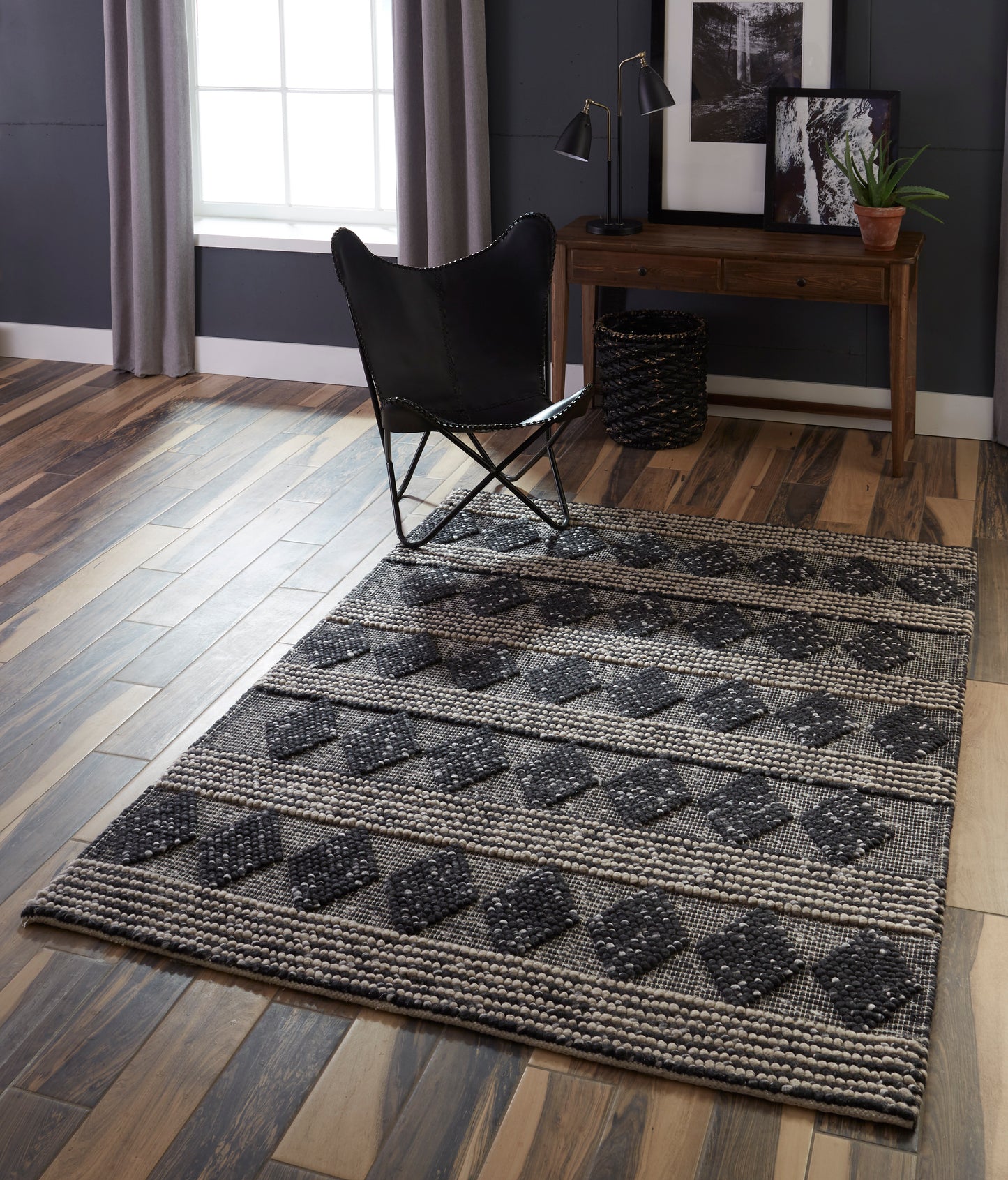 Momeni Andes Charcoal Contemporary