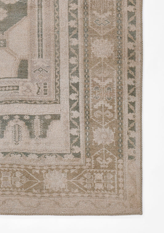 Momeni Ariana Green Traditional