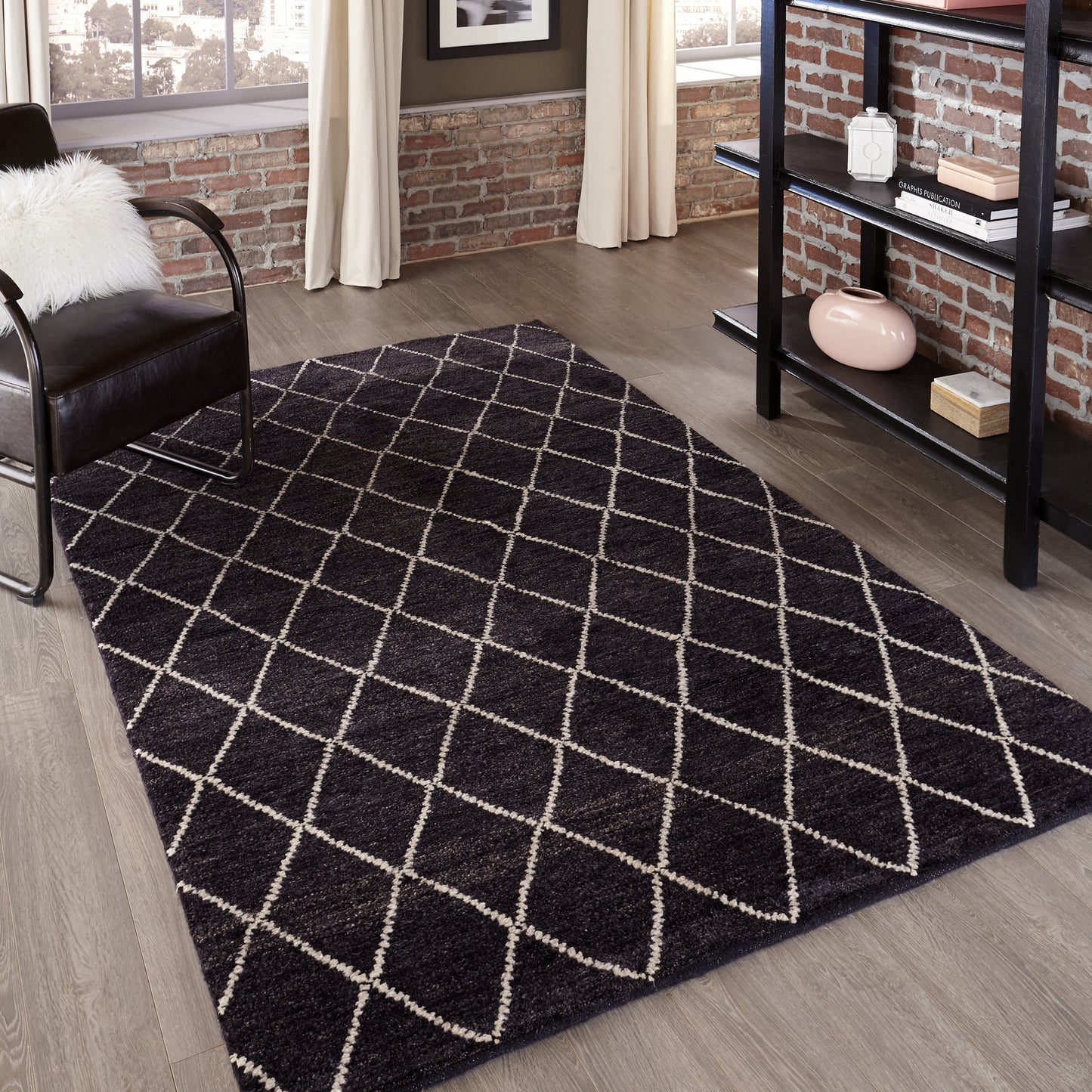 Momeni Atlas Charcoal Transitional