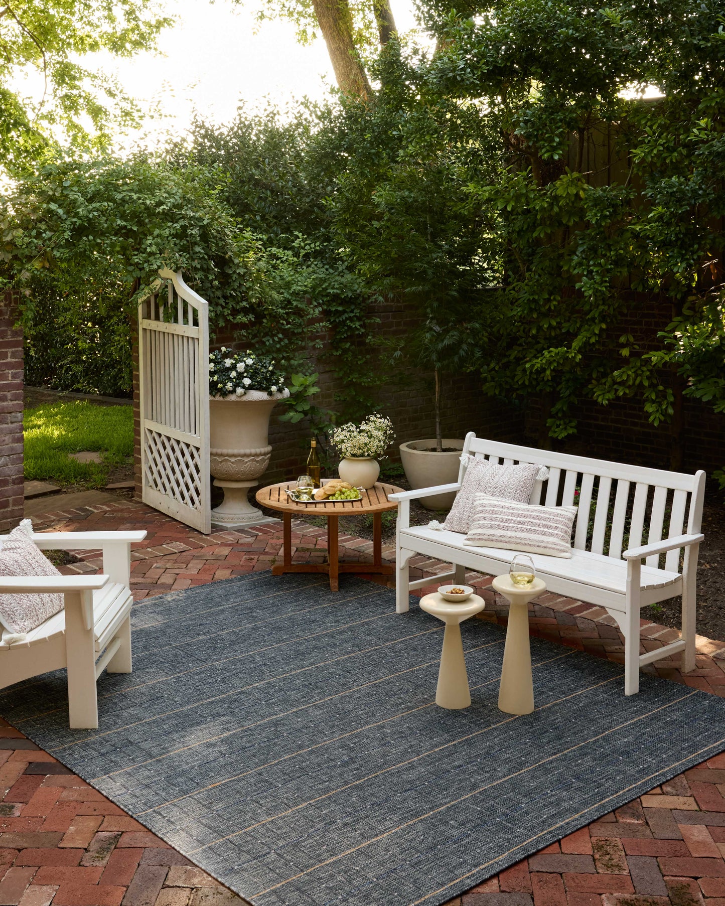 Loloi II Birch Sky Wheat Indoor/Outdoor