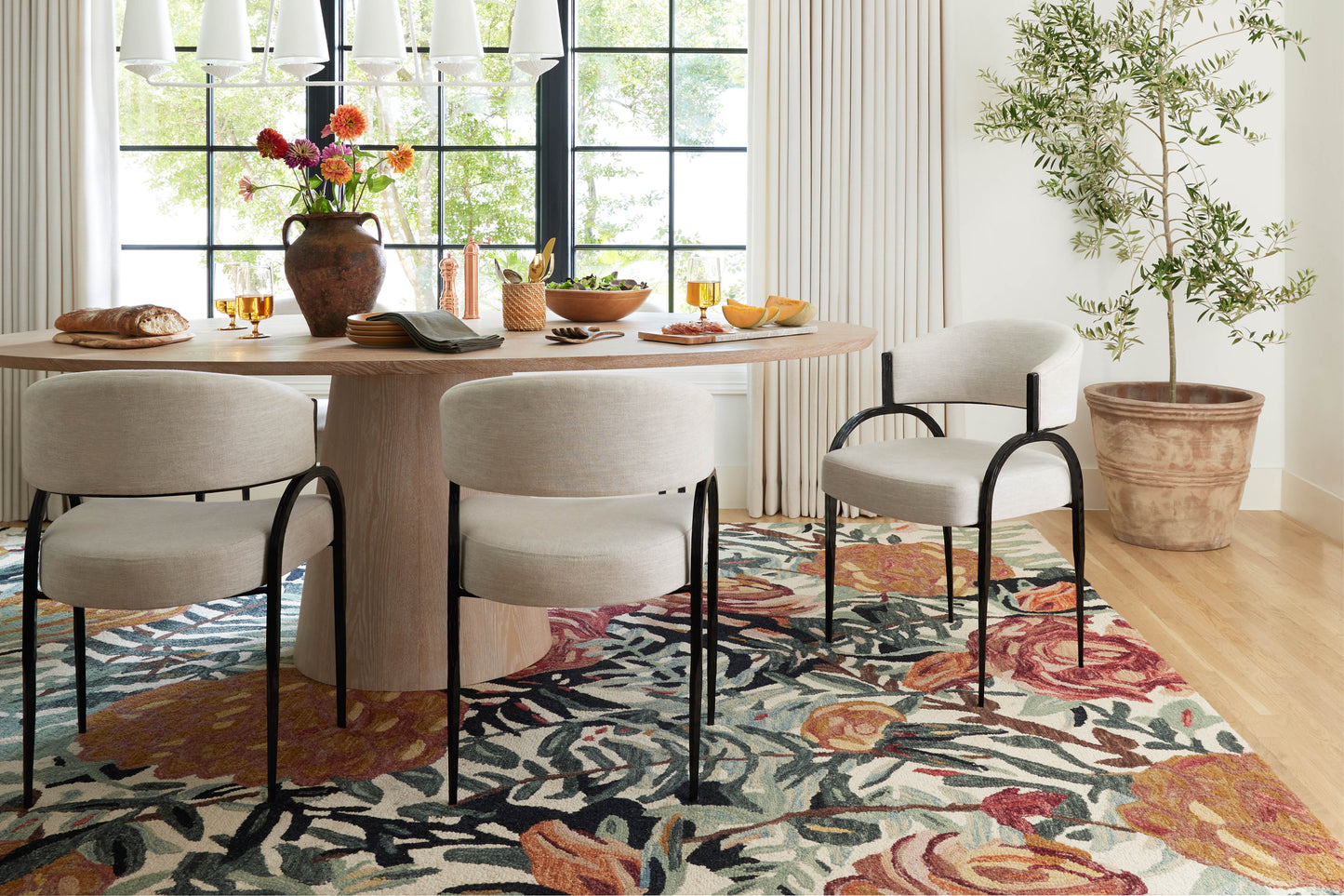 Loloi Belladonna Ivory Lagoon Transitional