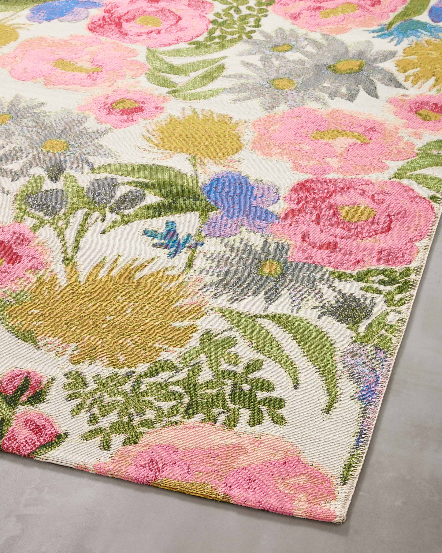Loloi Botanical Ivory Multi Indoor/Outdoor