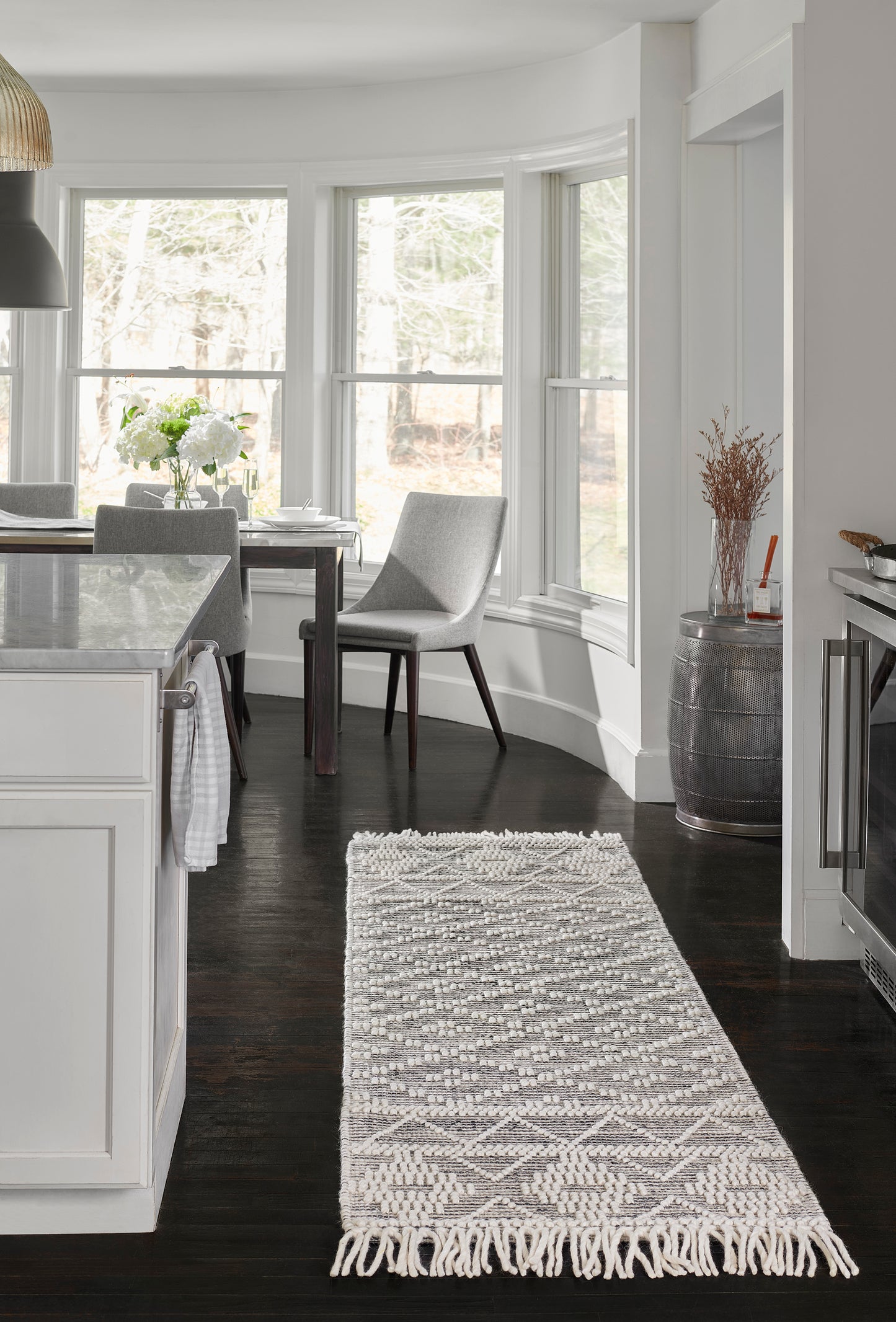 Momeni Boulder Charcoal Contemporary