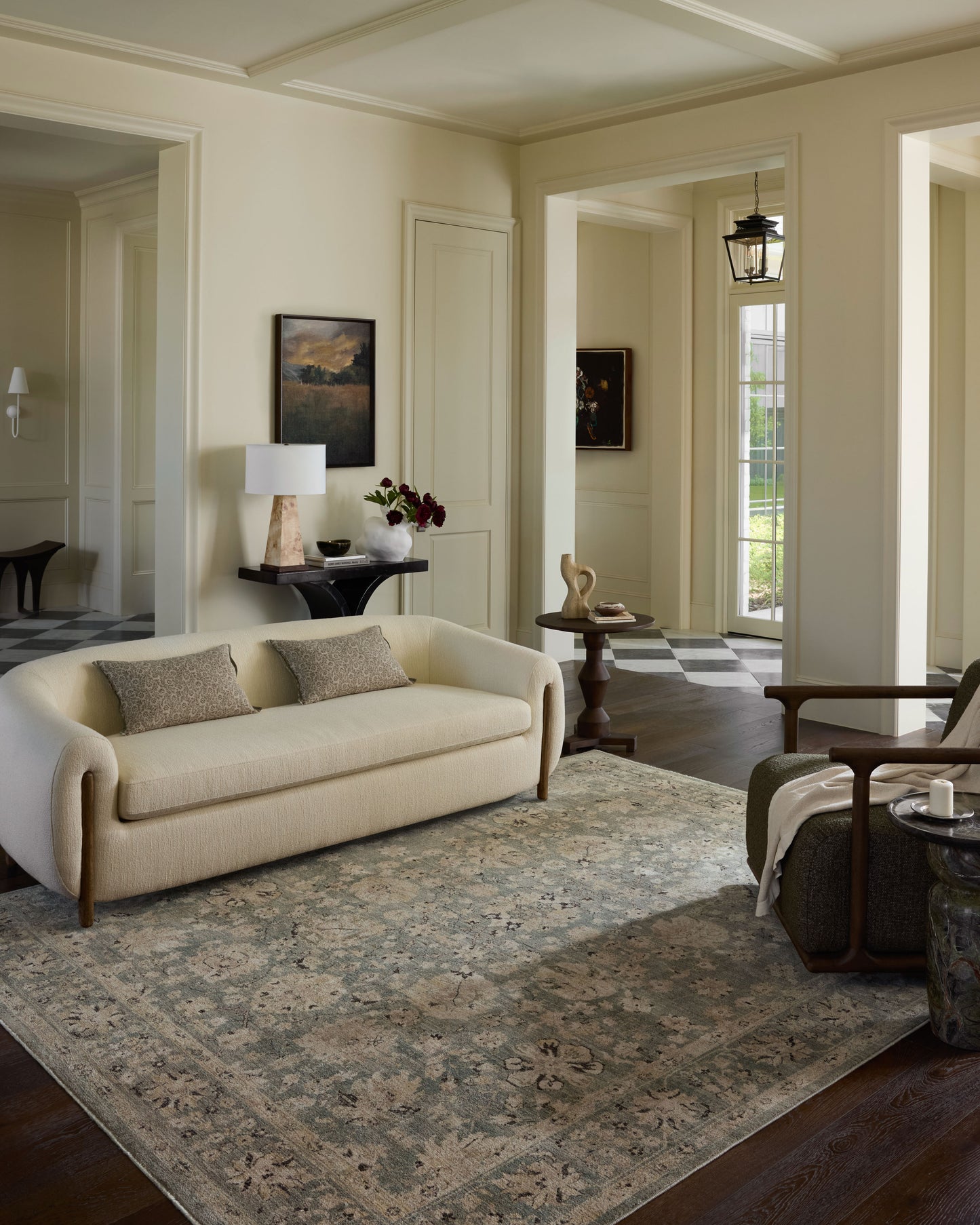 Loloi Briar Fog Sand Traditional