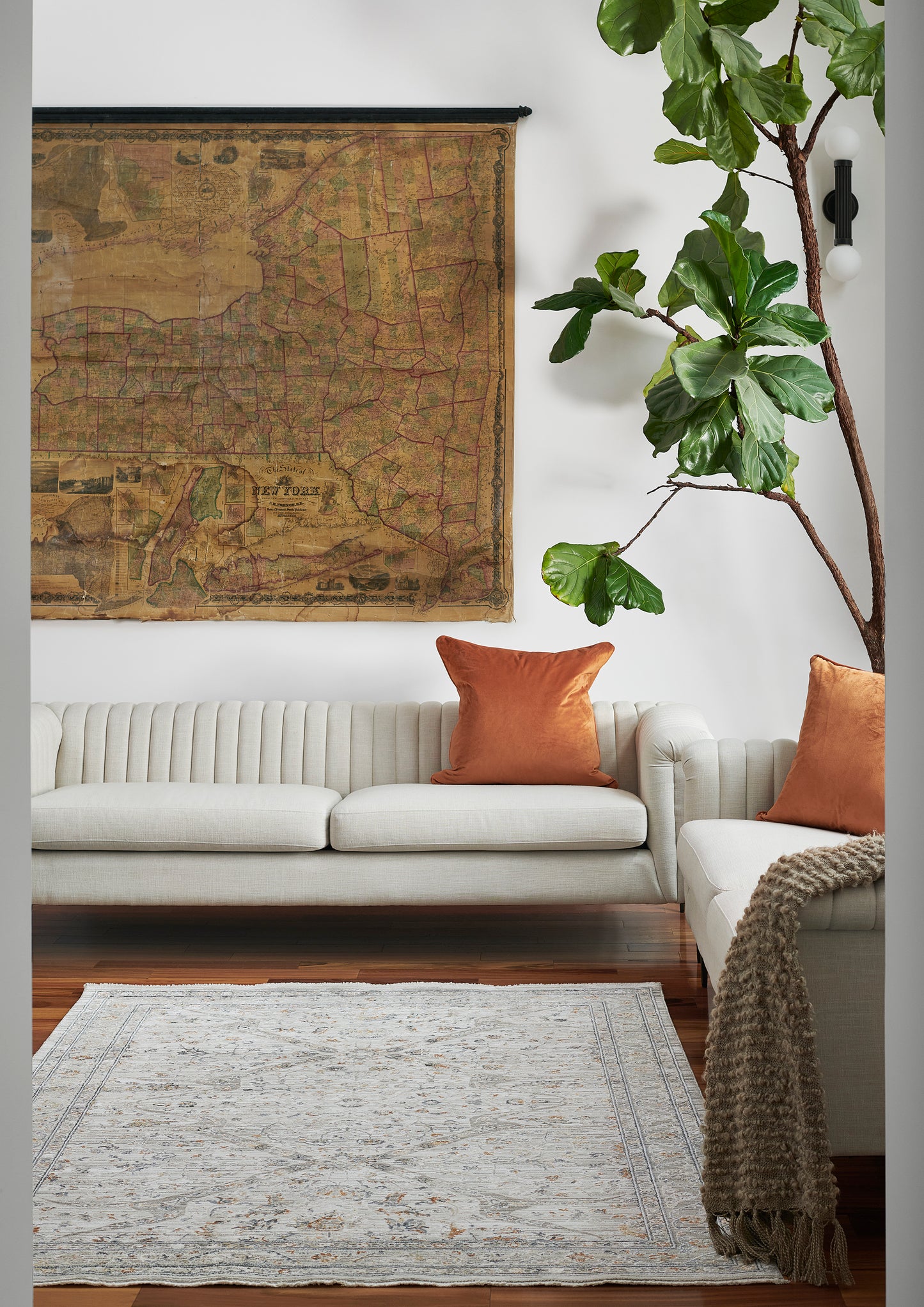 Momeni Cambridge Cream Traditional