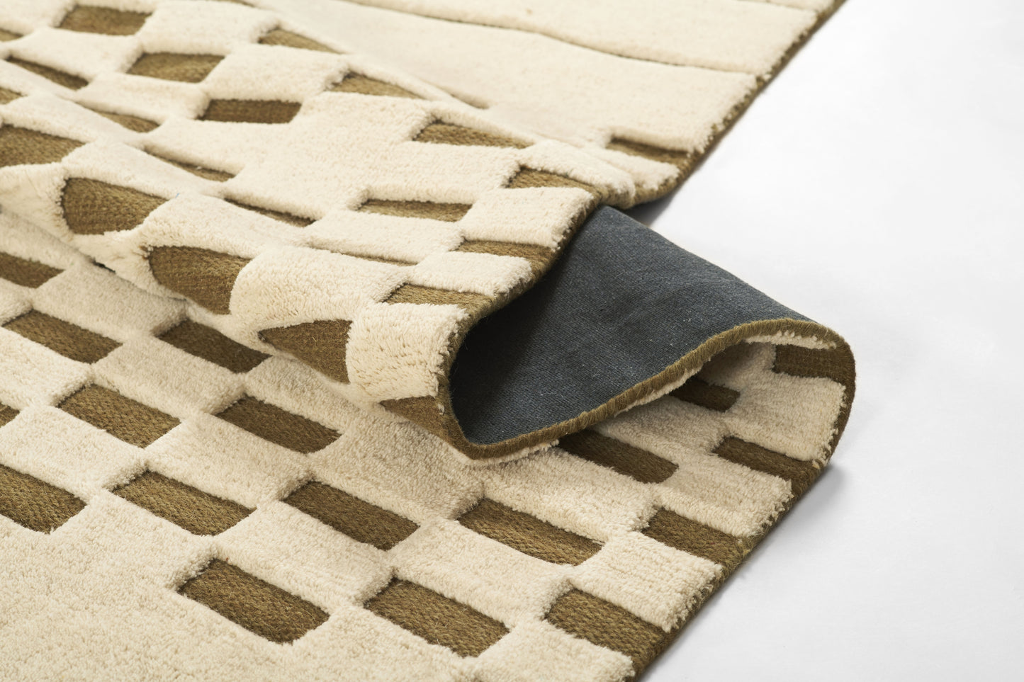 Momeni Canyon Green Contemporary