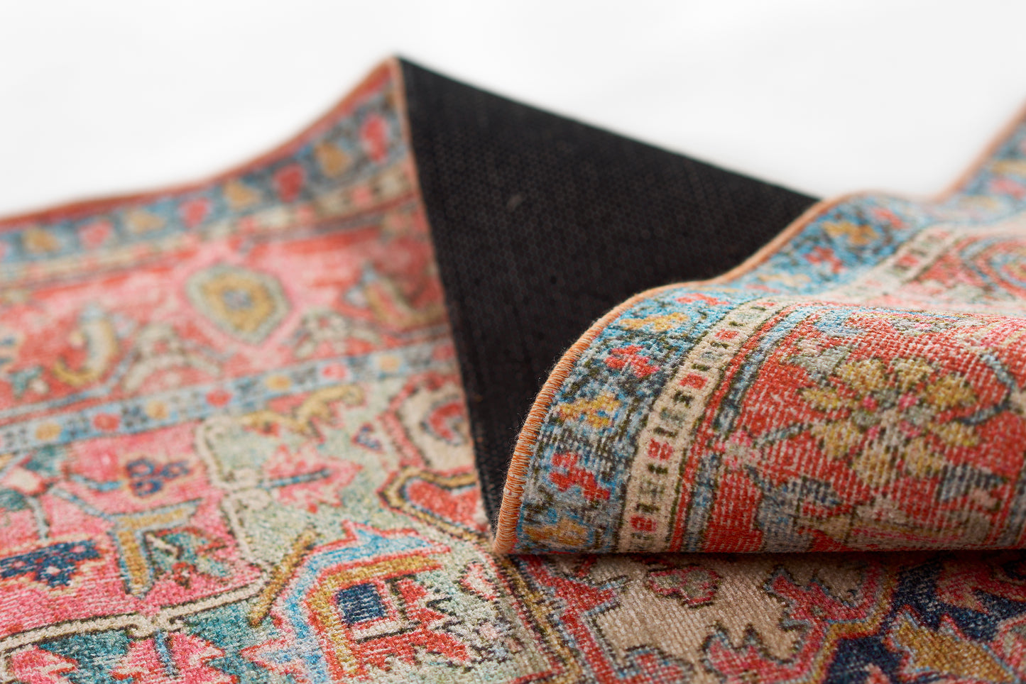 Momeni Chandler Navy Traditional