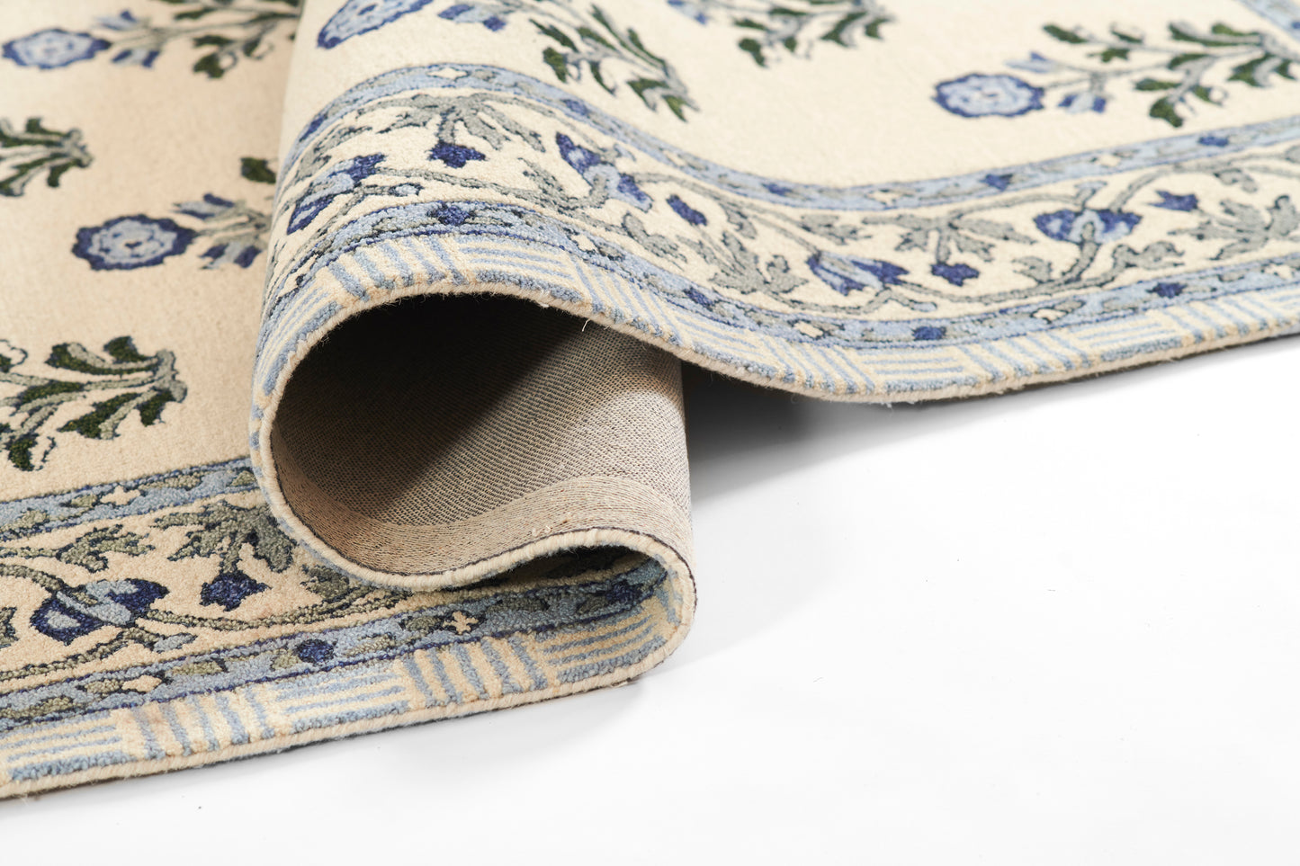 Momeni Cotswold Blue Traditional