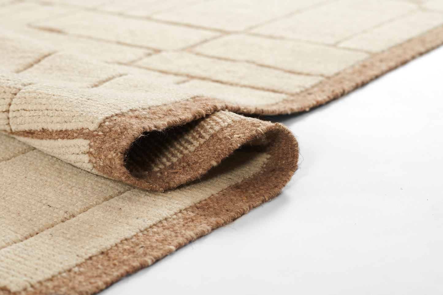 Momeni Delbar Ivory Contemporary