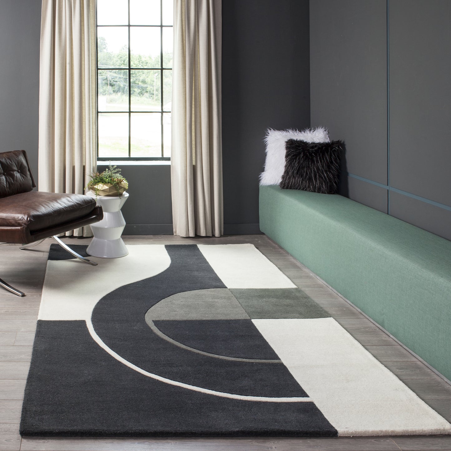 Momeni Delhi Charcoal Contemporary