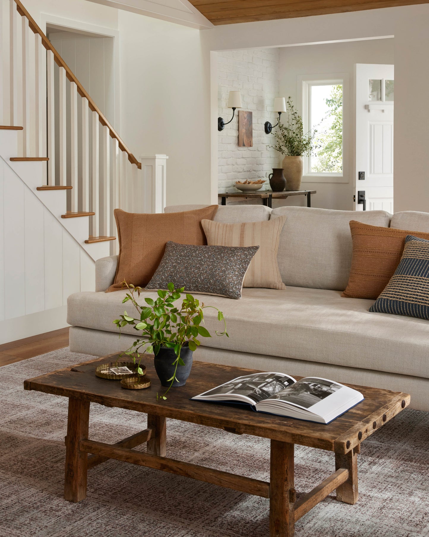 Angela Rose x Loloi Ember Fog Dove Contemporary