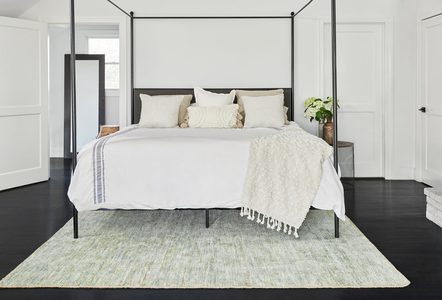 Momeni Etra Green Transitional