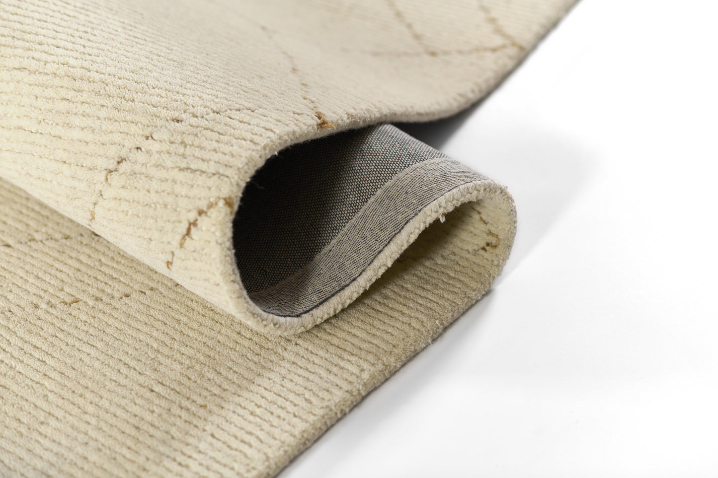 Momeni Everett Ivory Contemporary