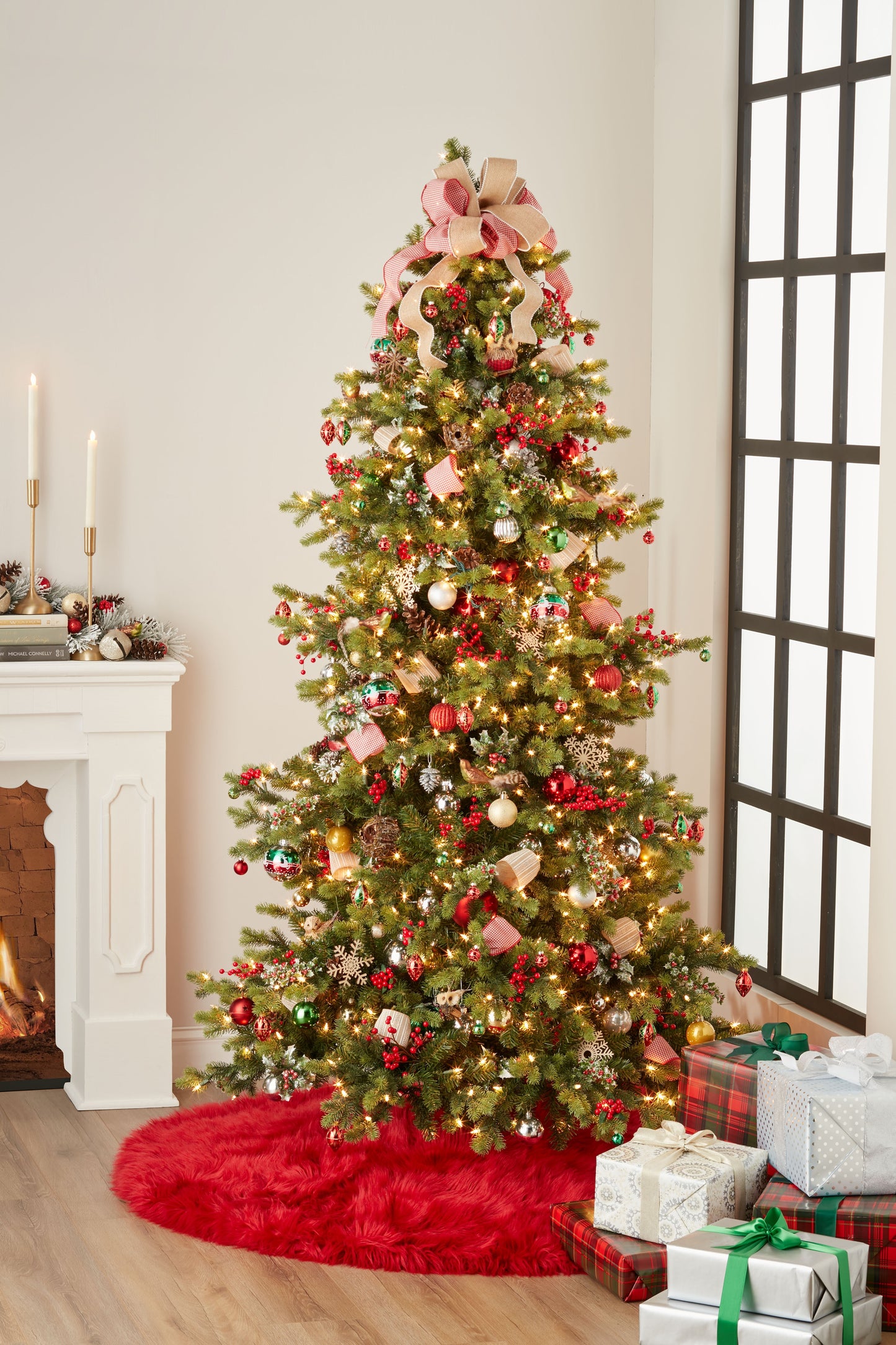 Momeni Furry Tree Skirt Red Modern