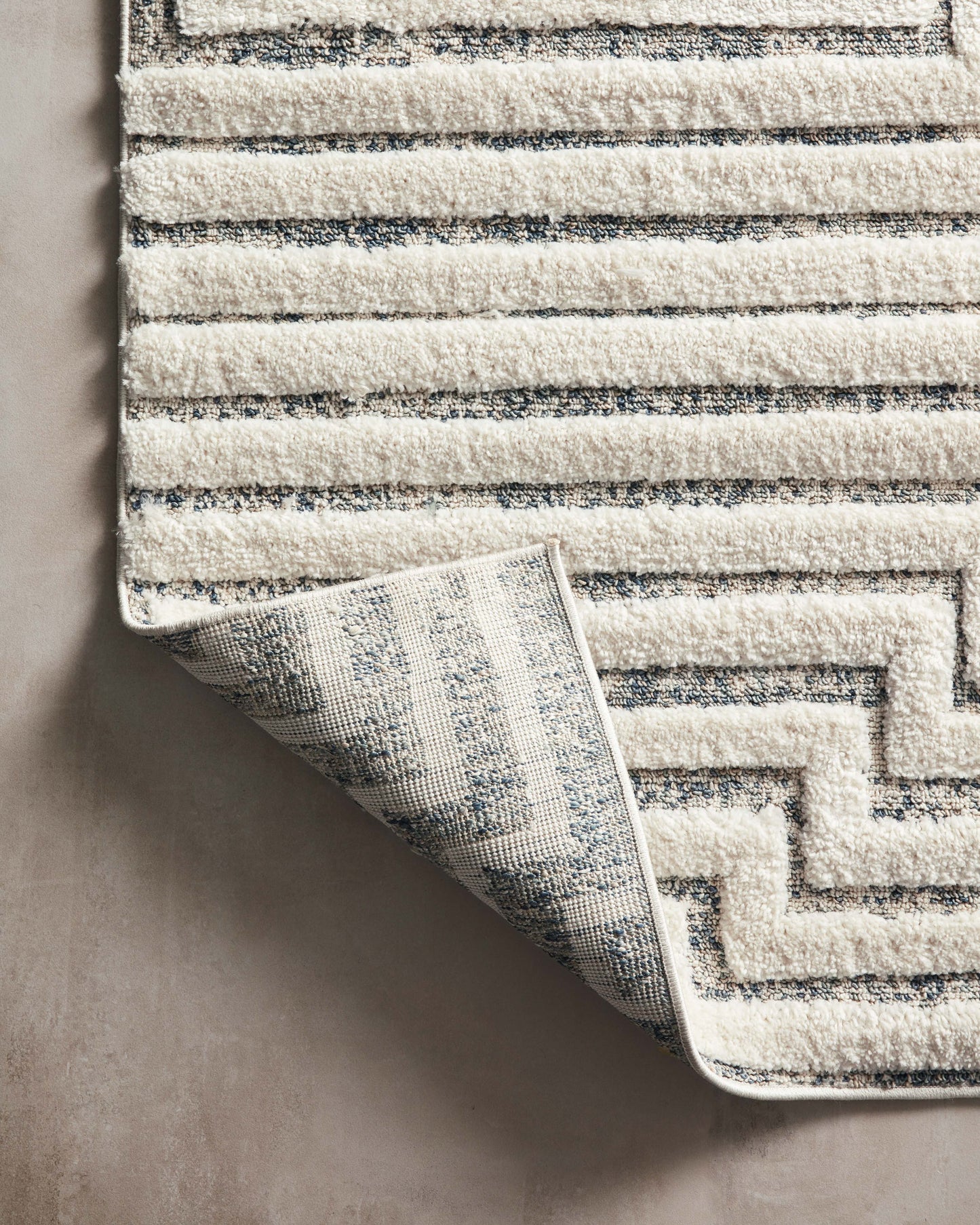 Loloi Hagen White Sky Contemporary