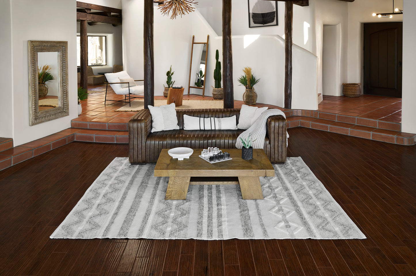 Momeni Hermosa Ivory Contemporary
