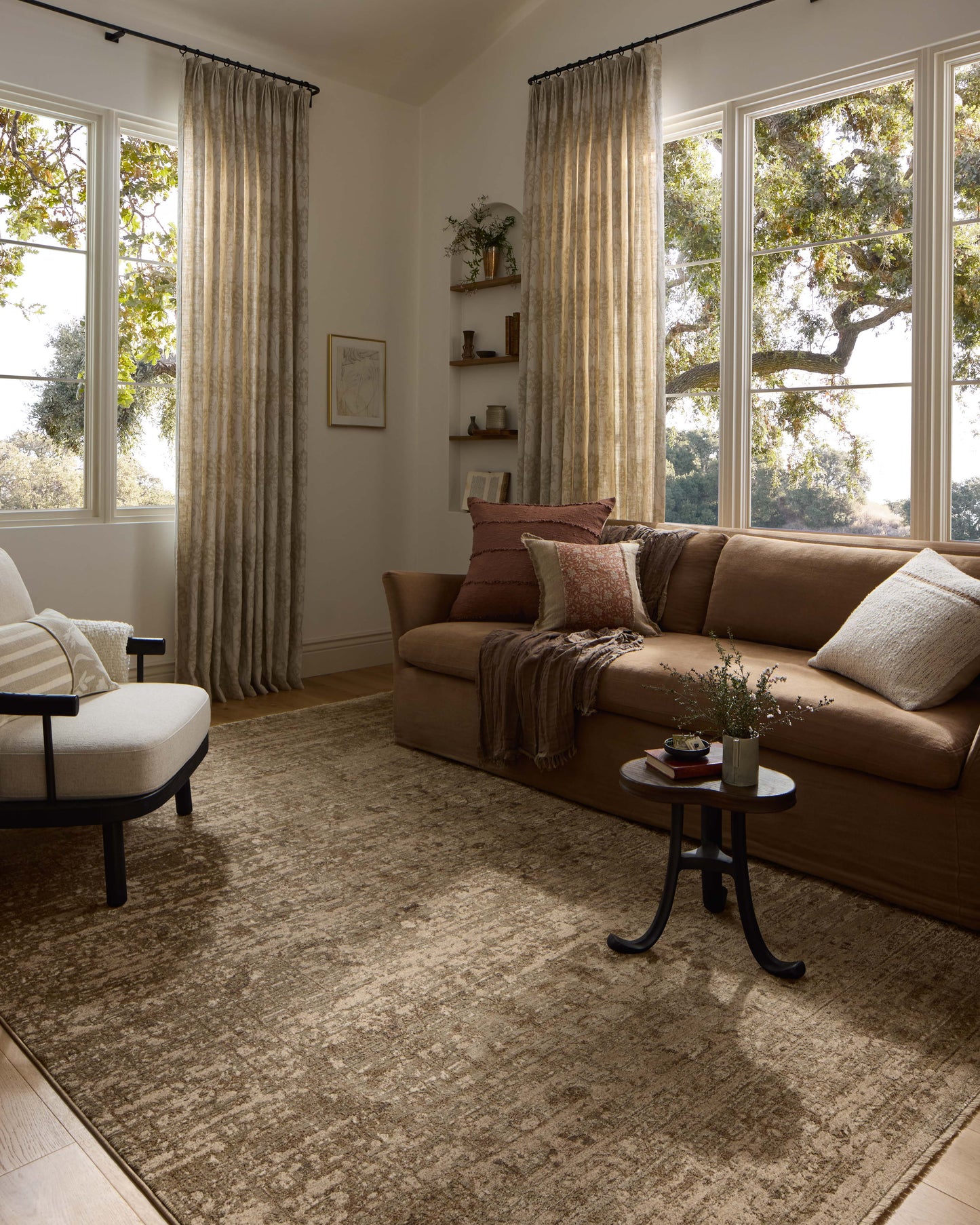 Loloi II Haywood Sage Sand Traditional