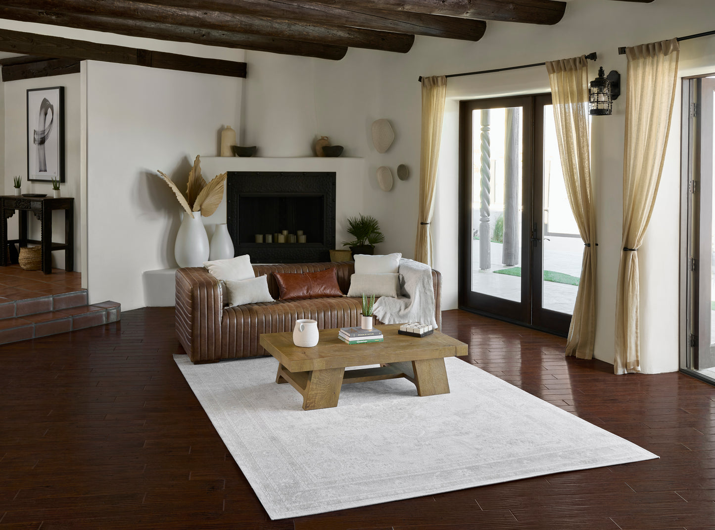 Momeni Isabella Grey Traditional