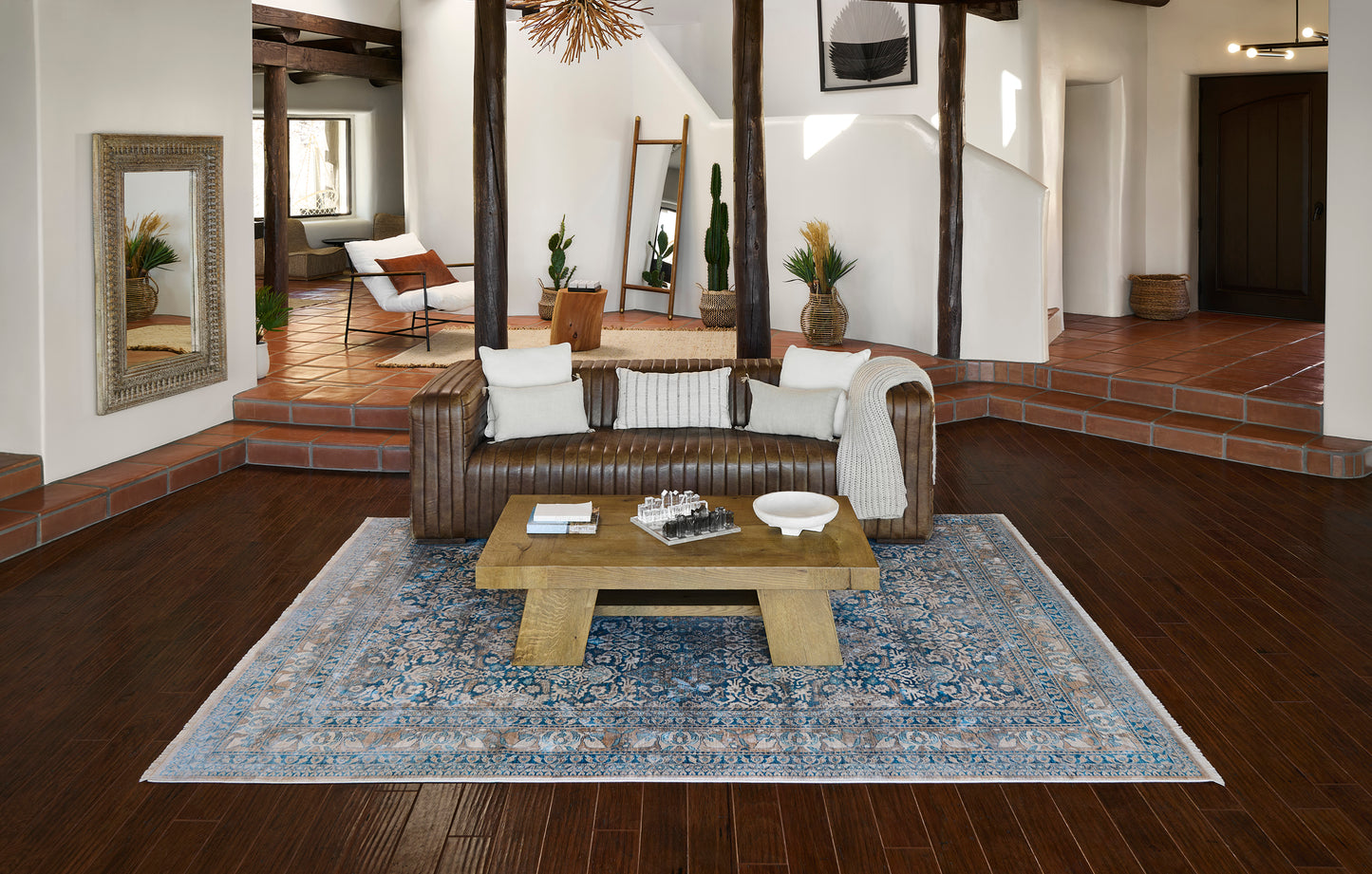 Momeni Izmir Blue Traditional