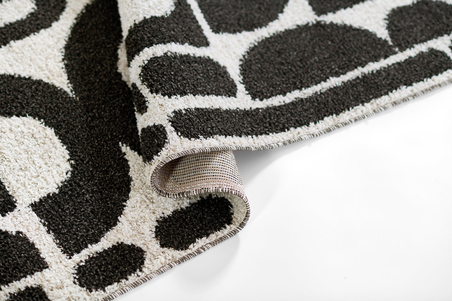 Novogratz Kaia Black Contemporary