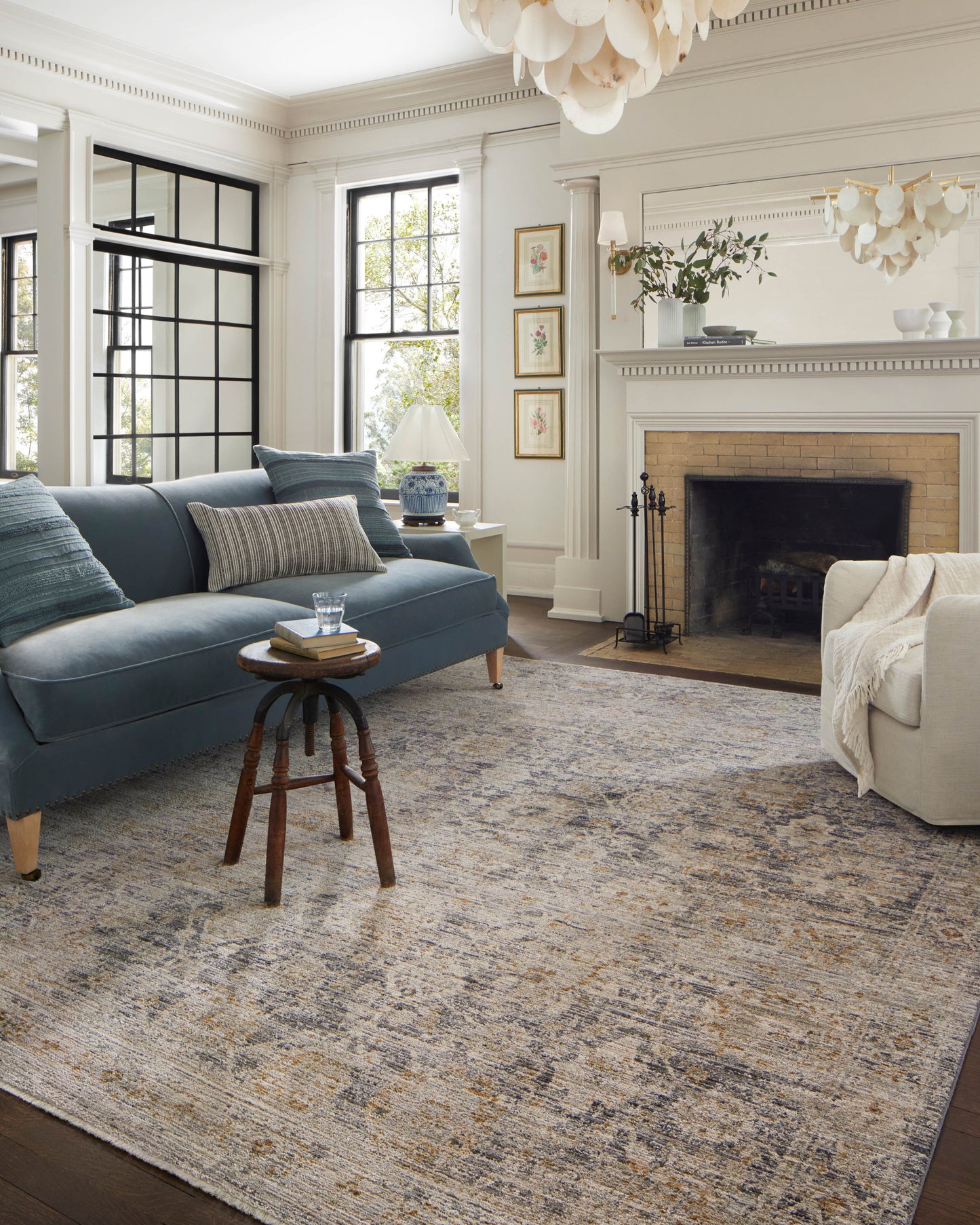 Jean Stoffer x Loloi Katherine Charcoal Gold Traditional