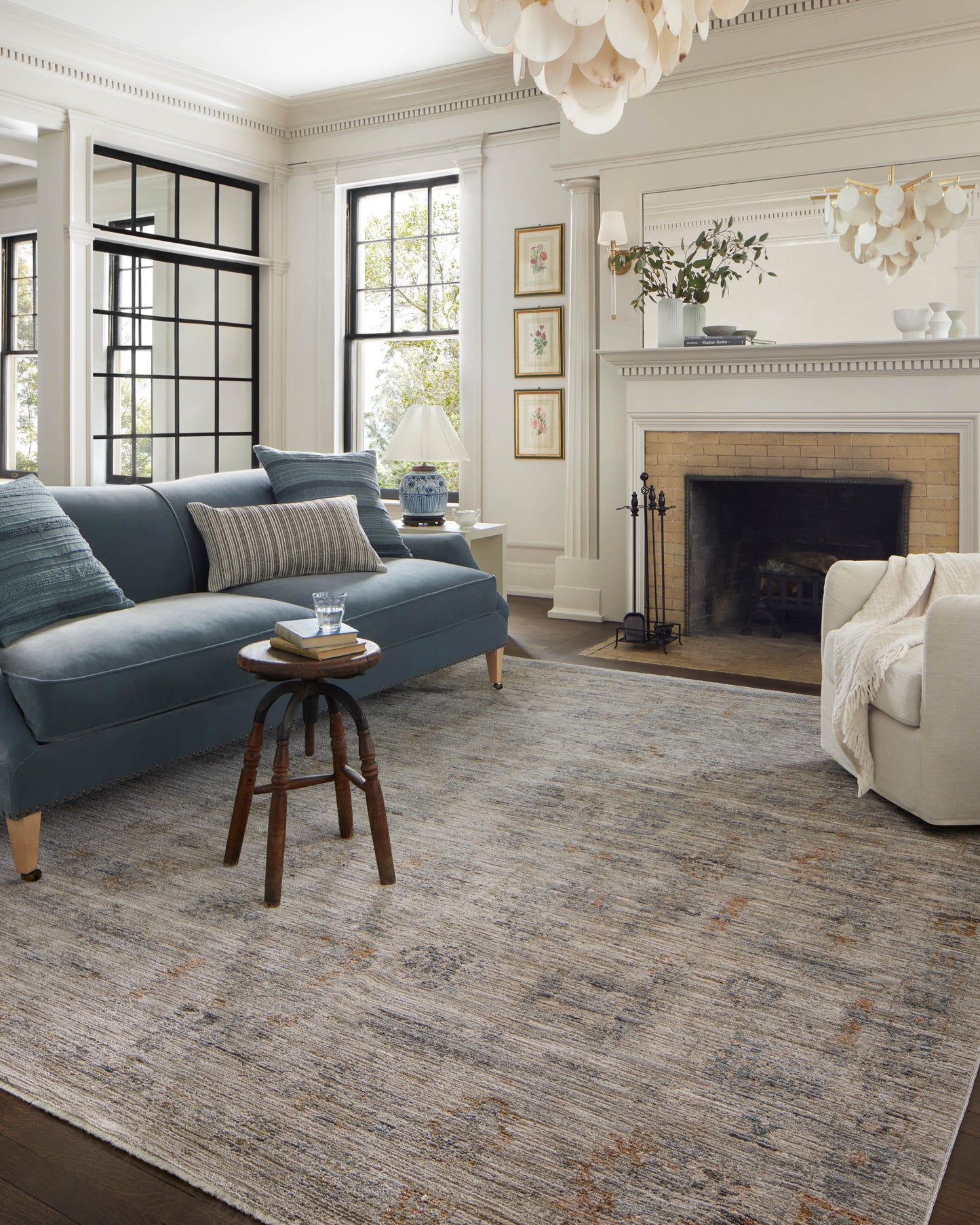 Jean Stoffer x Loloi Katherine Pebble Ocean Traditional