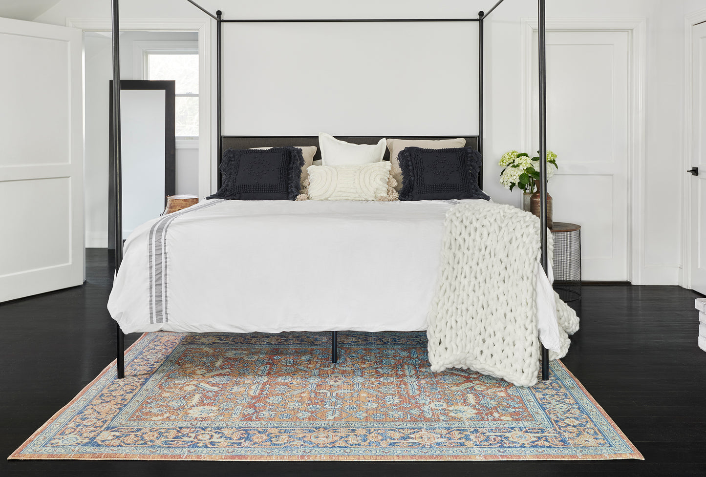 Momeni Lillihan Copper Traditional