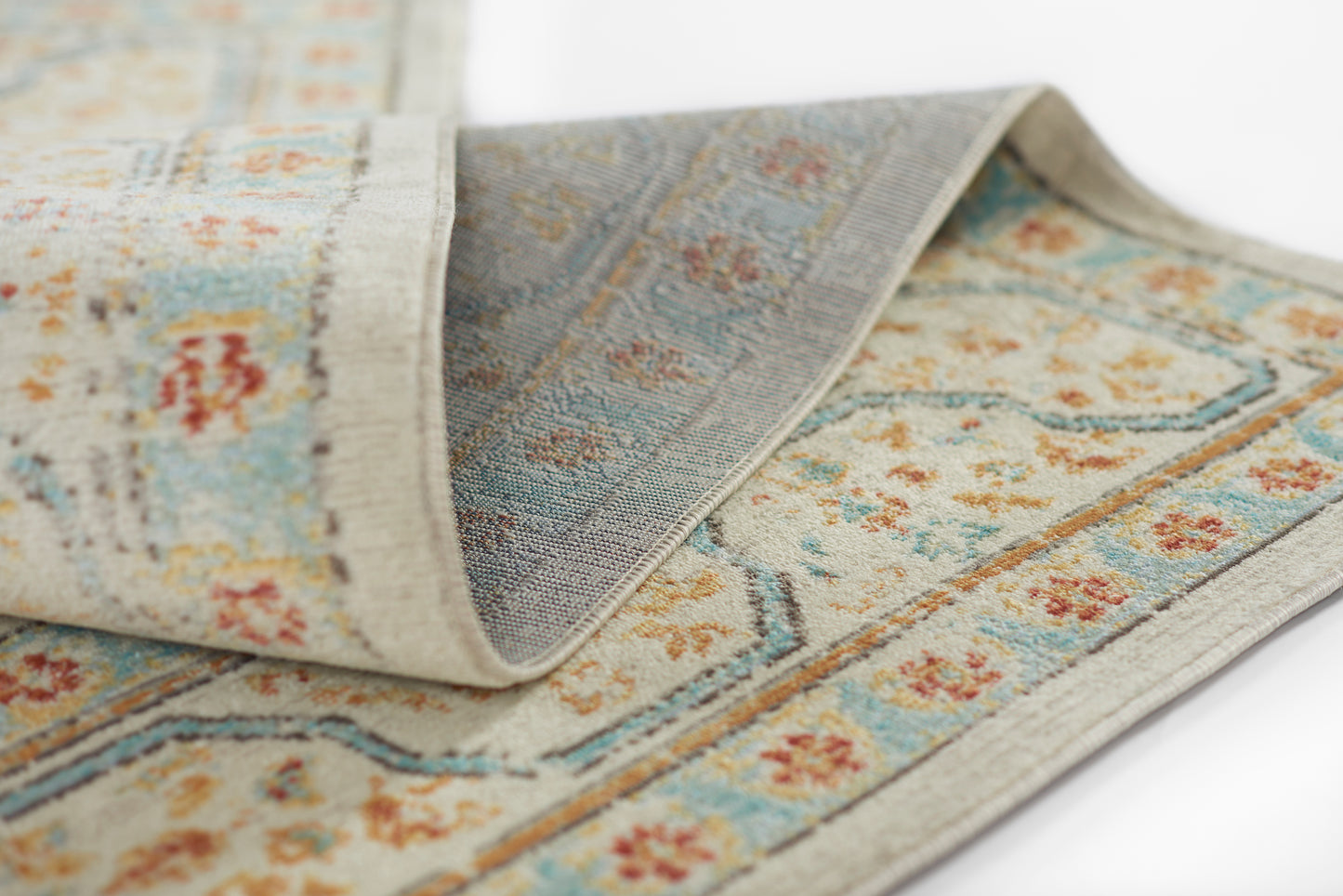 Momeni Lillihan Ivory Traditional