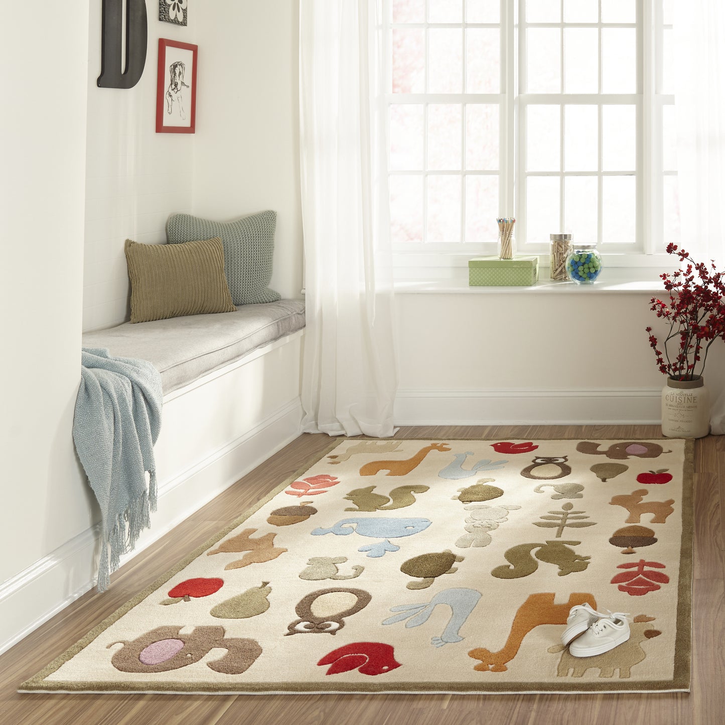 Momeni Lil Mo Whimsy Ivory Contemporary