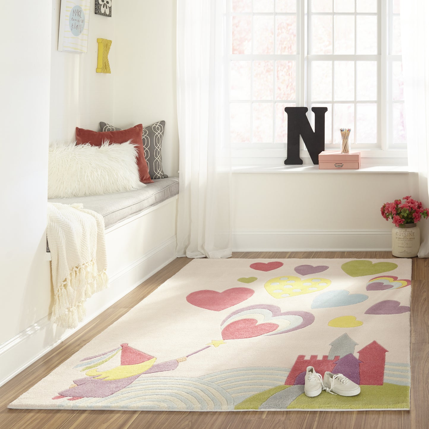 Momeni Lil Mo Whimsy Pink Contemporary