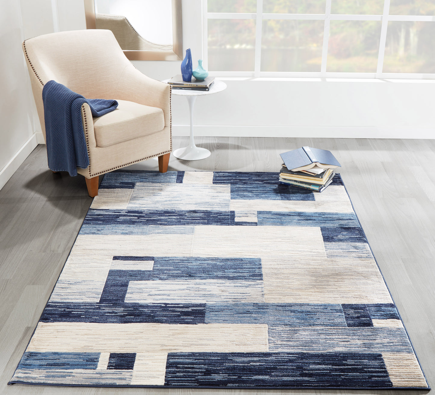 Momeni Logan Navy Contemporary