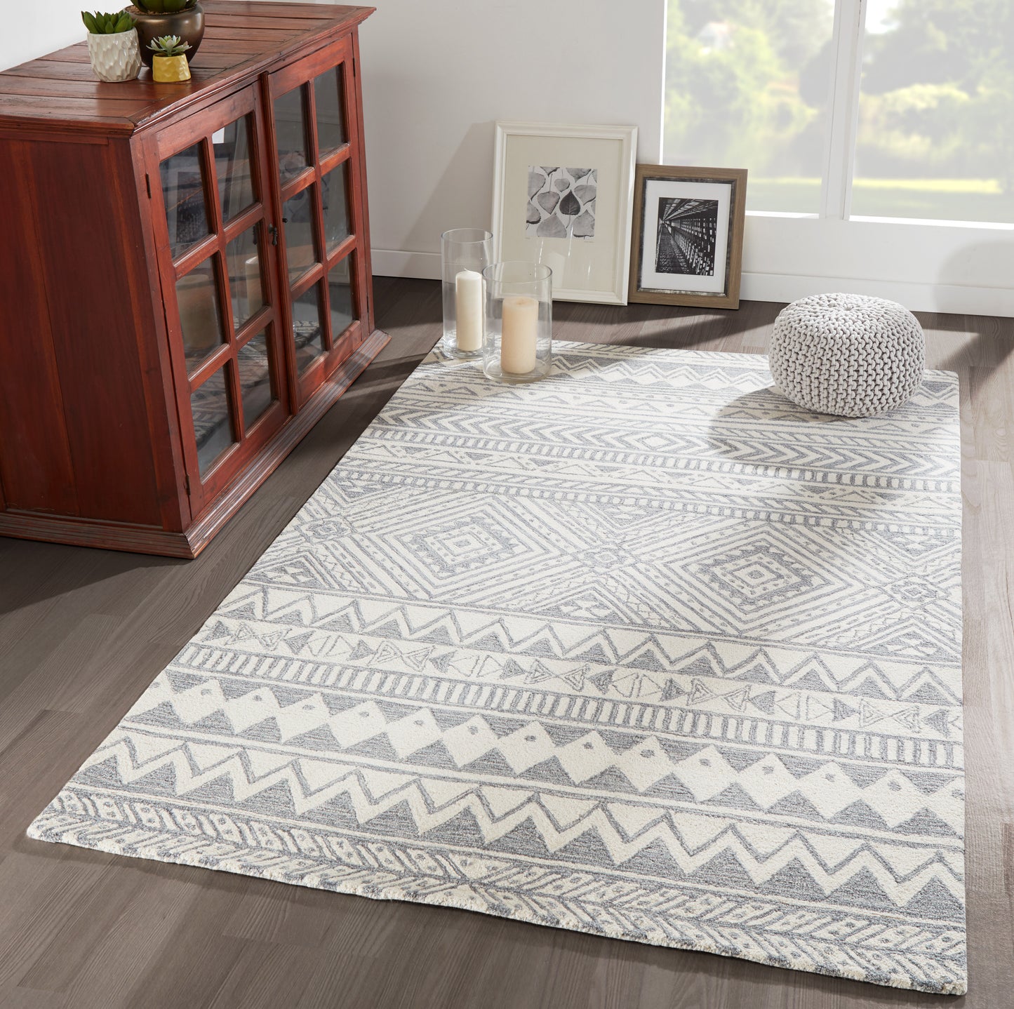 Momeni Mallorca Grey Contemporary