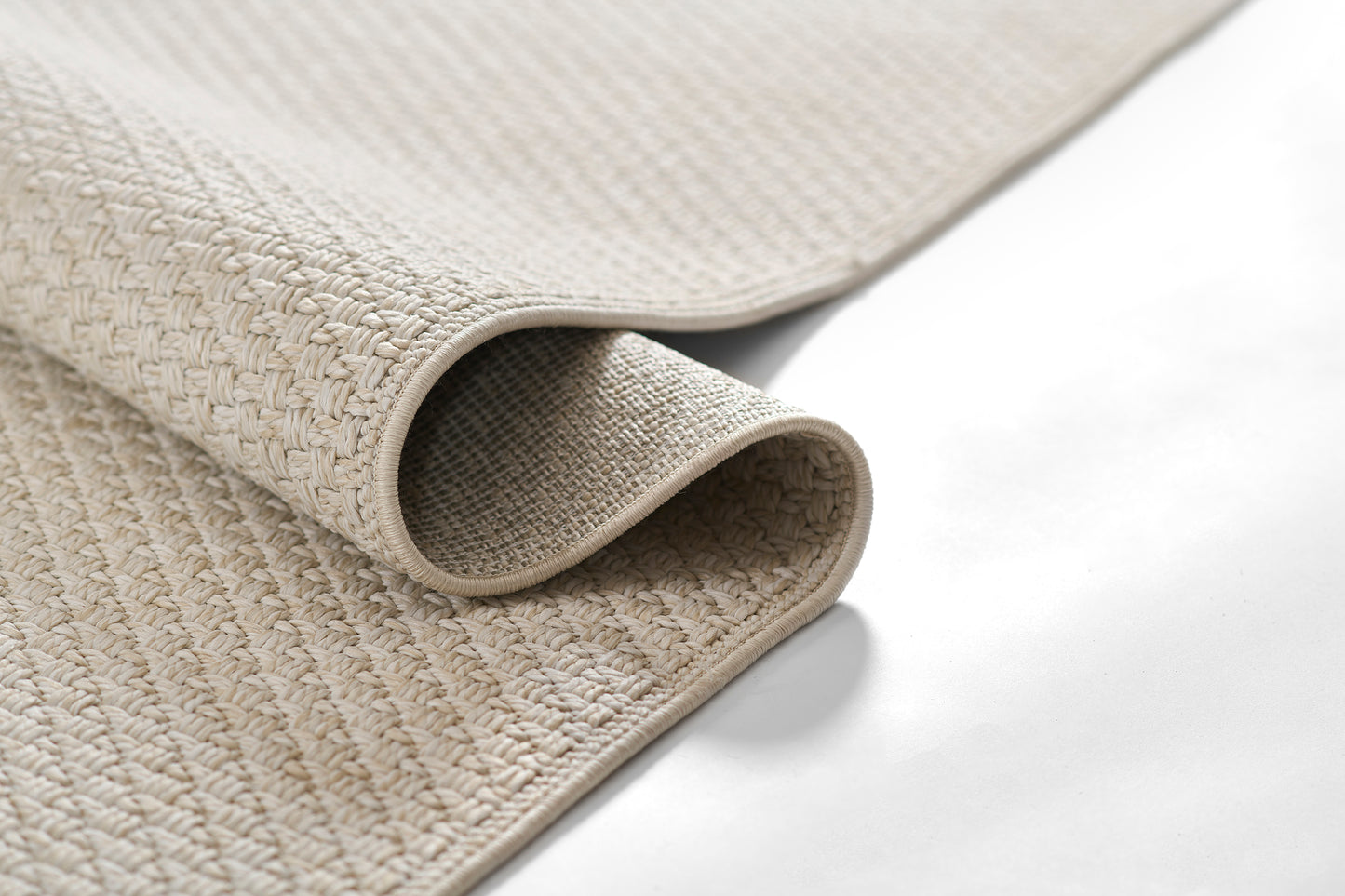 Momeni Milford Ivory Contemporary