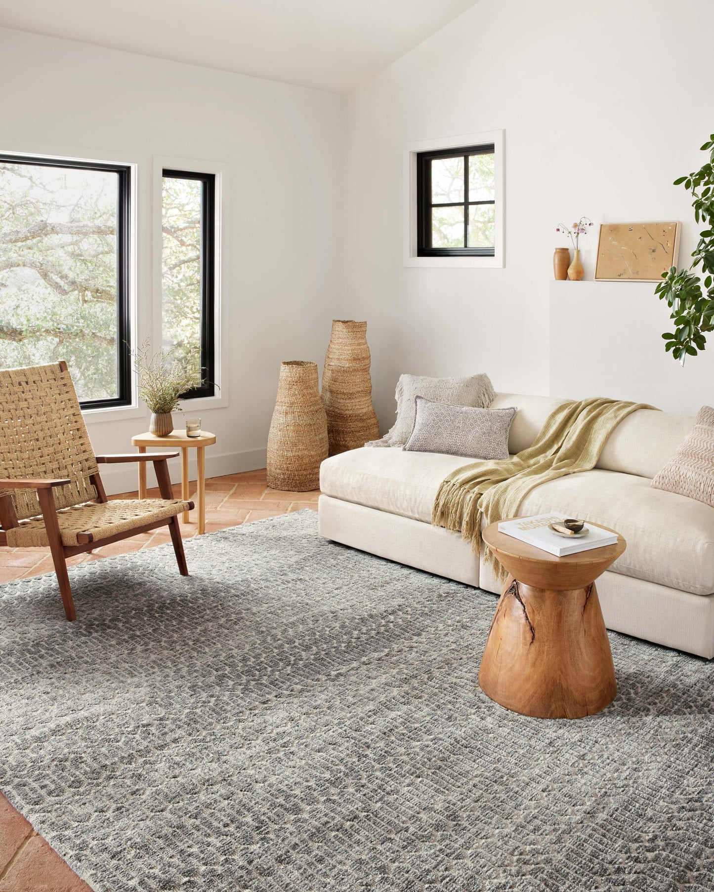 Loloi II Neda Ivory Charcoal Transitional