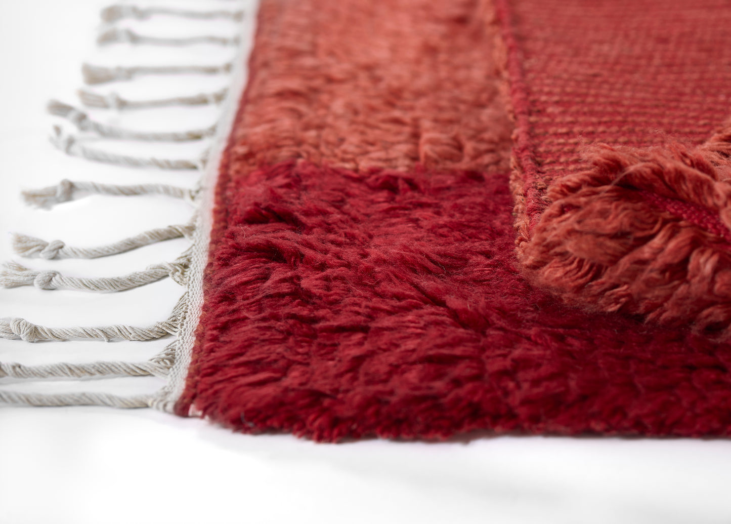Momeni Neo Red Contemporary