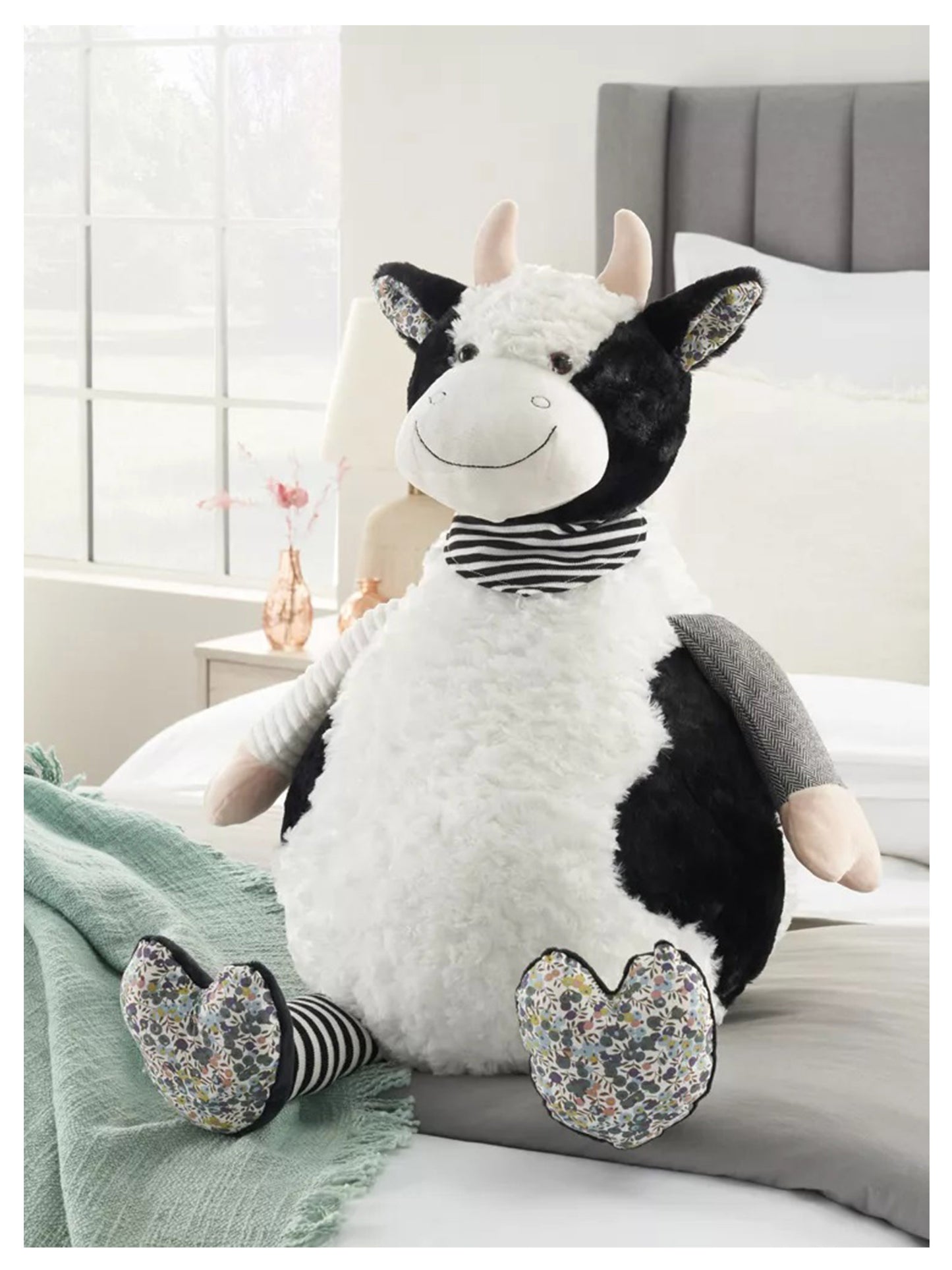 Mina Victory Plush Toy Cow Ivory Black  Animal Accent Pieces