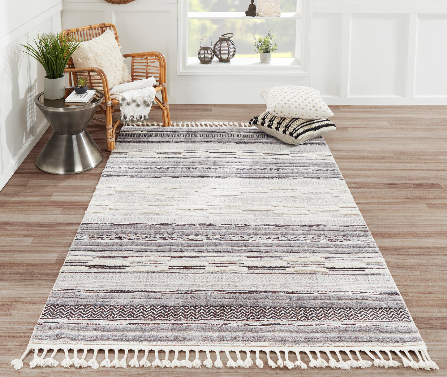 Momeni Odessa Grey Contemporary