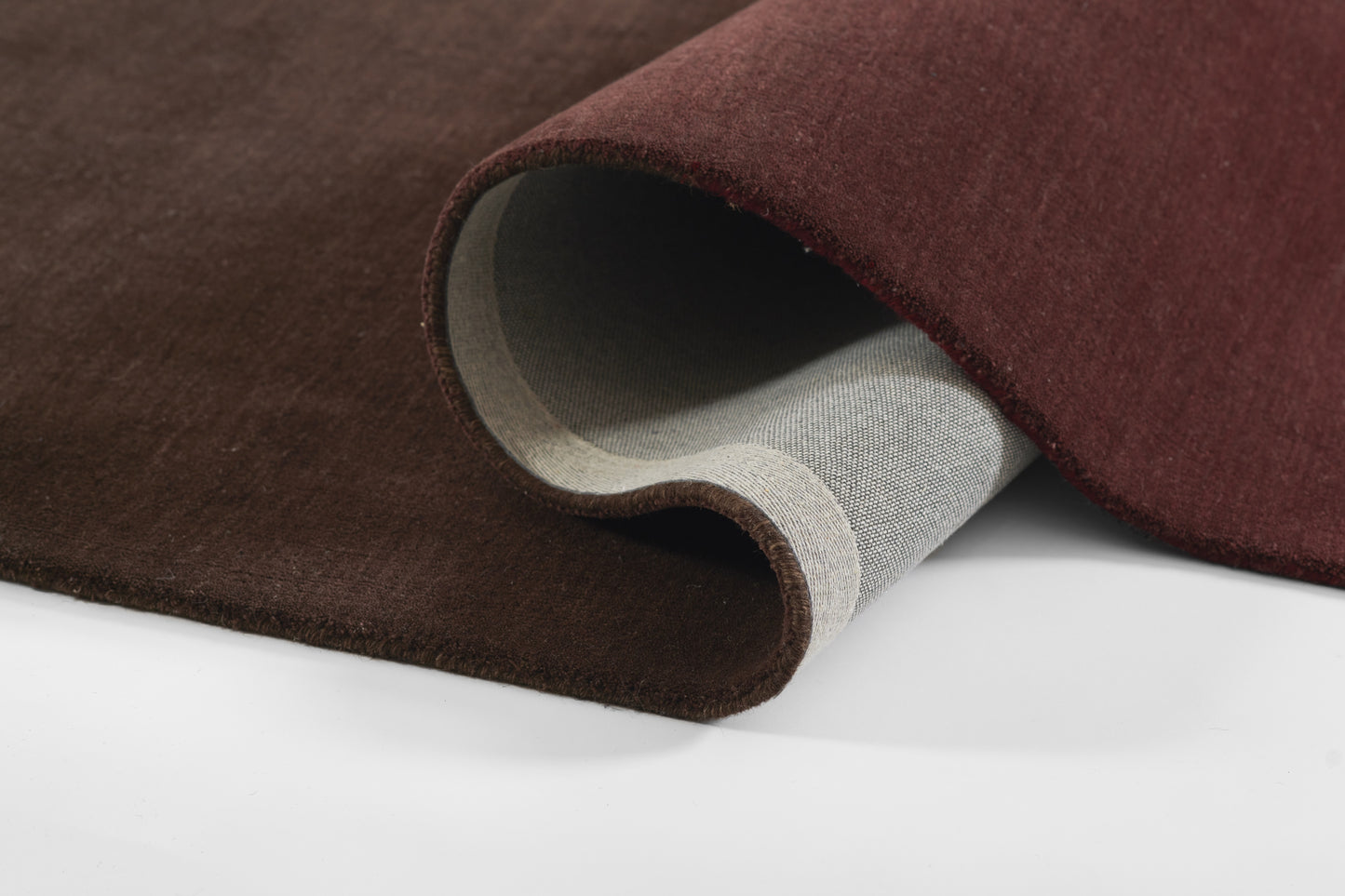 Momeni Ombre Wine Contemporary