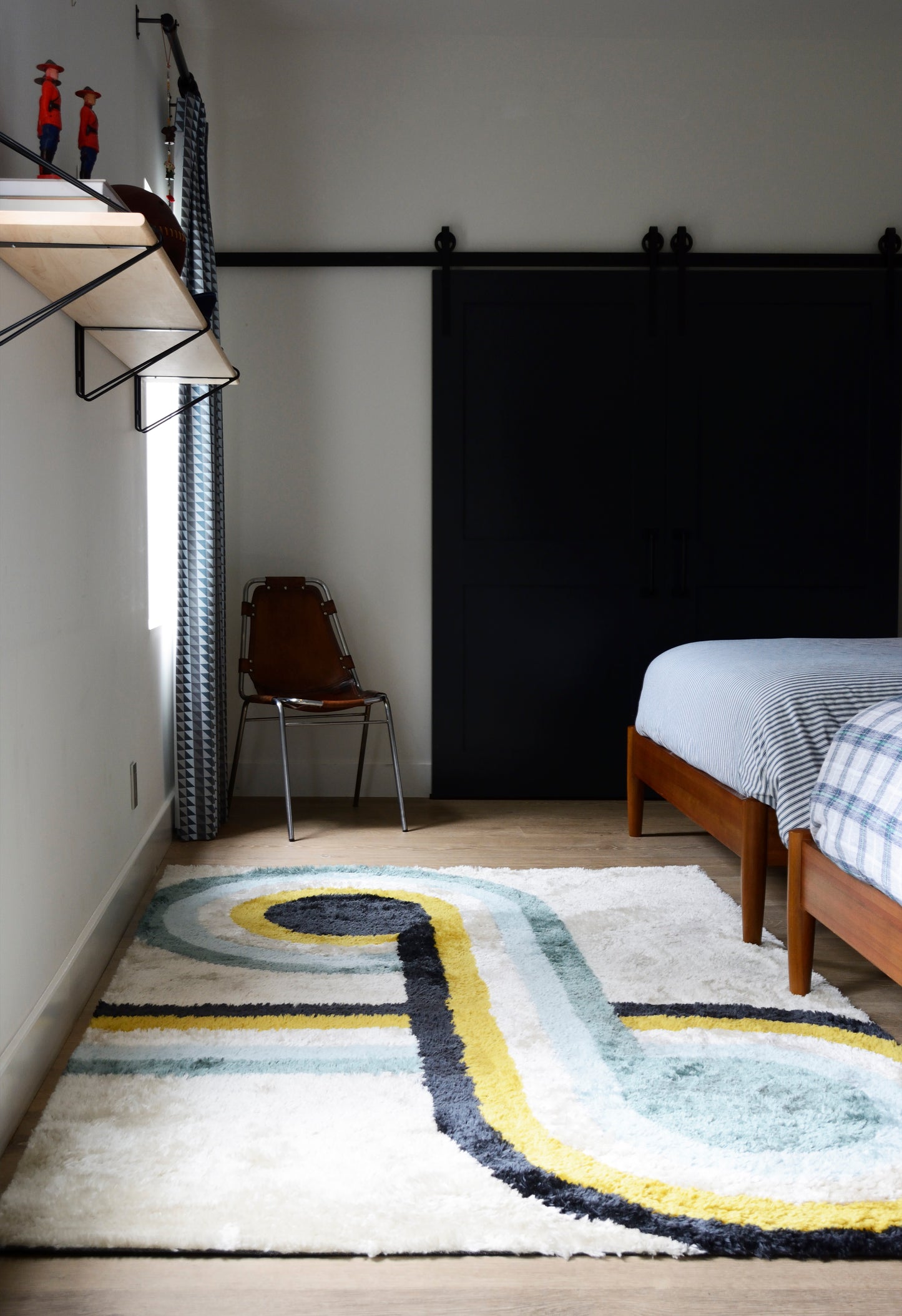 Novogratz Retro Blue Modern