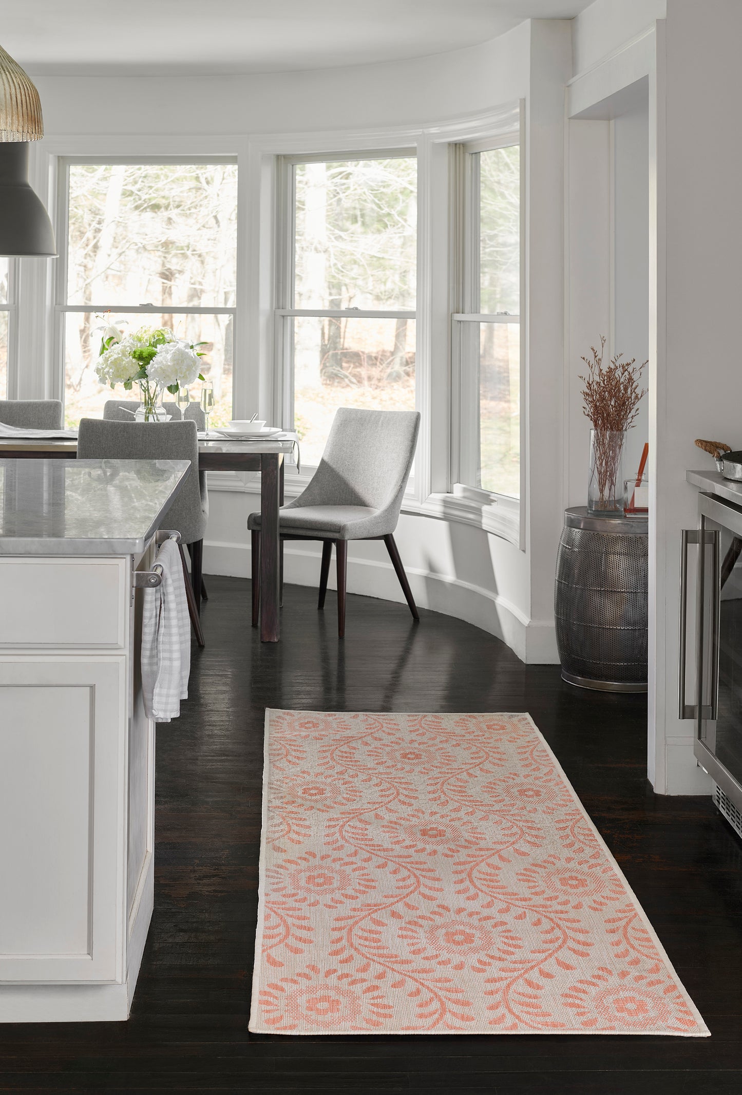Momeni Riviera Coral Transitional