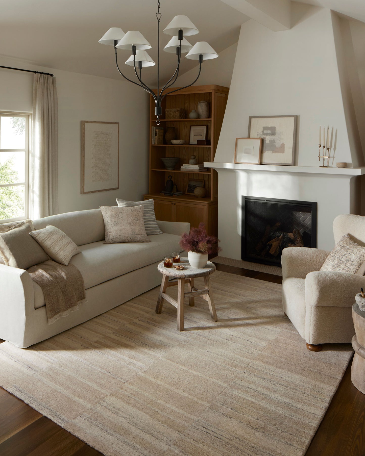 Amber Lewis x Loloi Rocky Natural Sand Contemporary