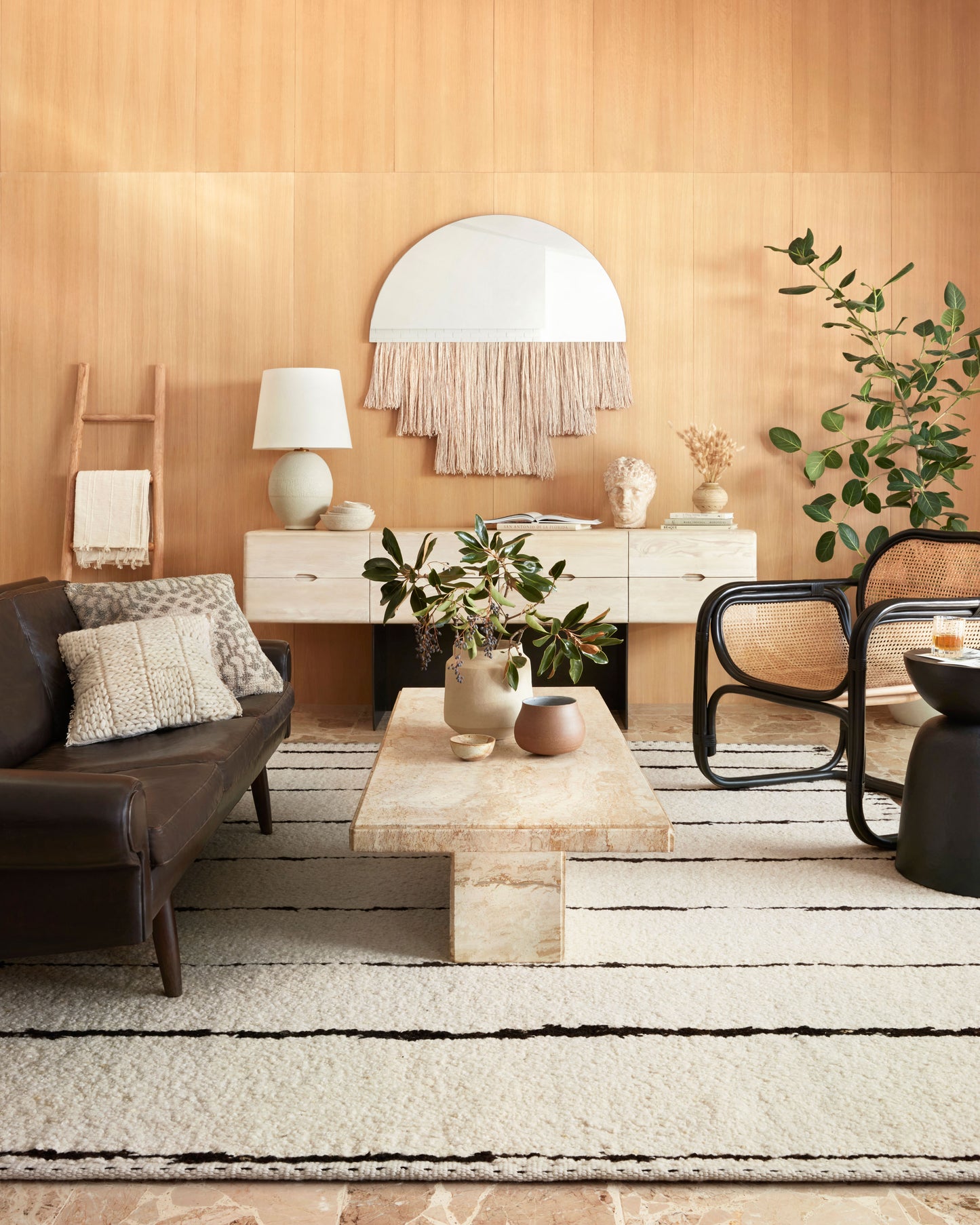 Loloi Roman Ivory Black Contemporary