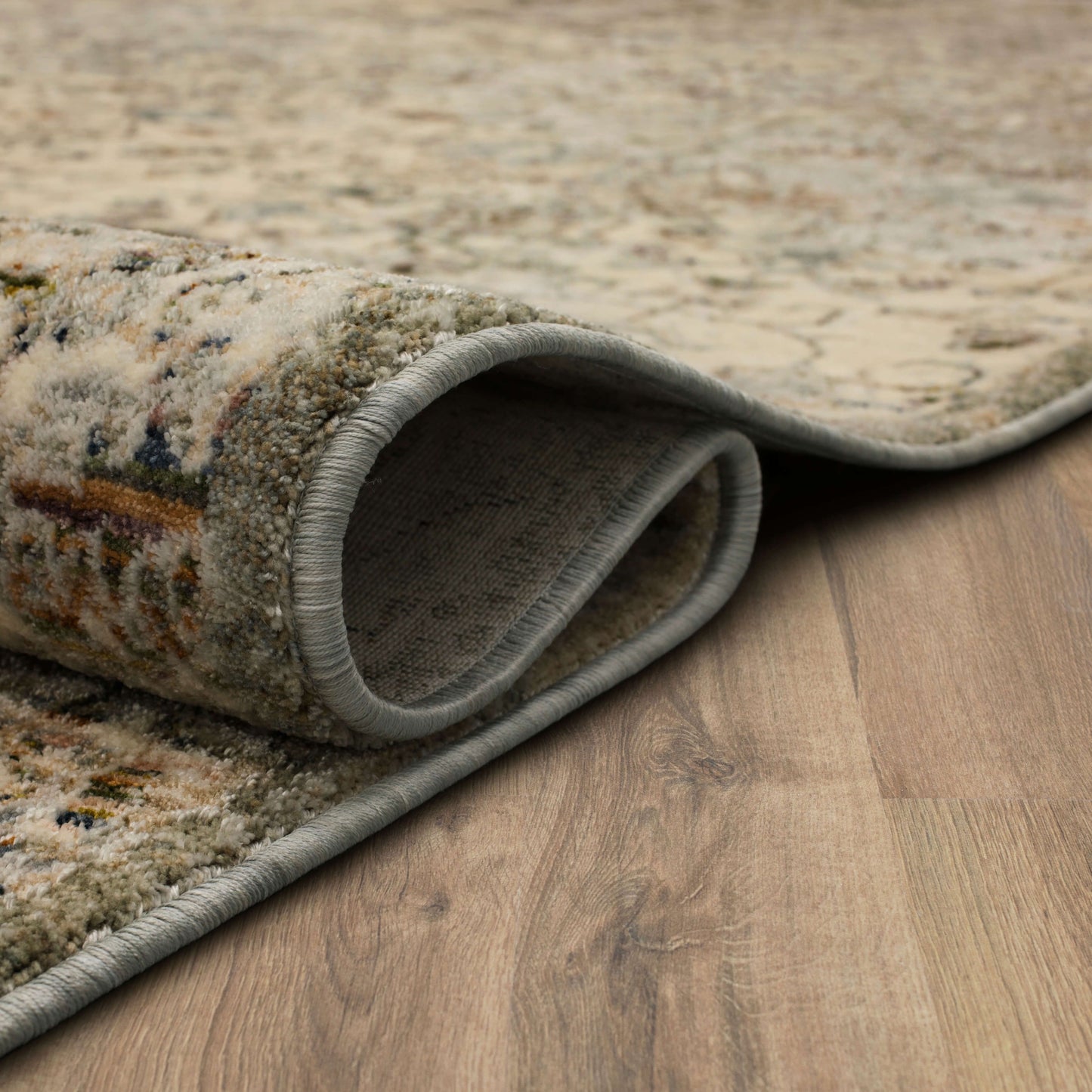 Karastan Divina Cream Traditional