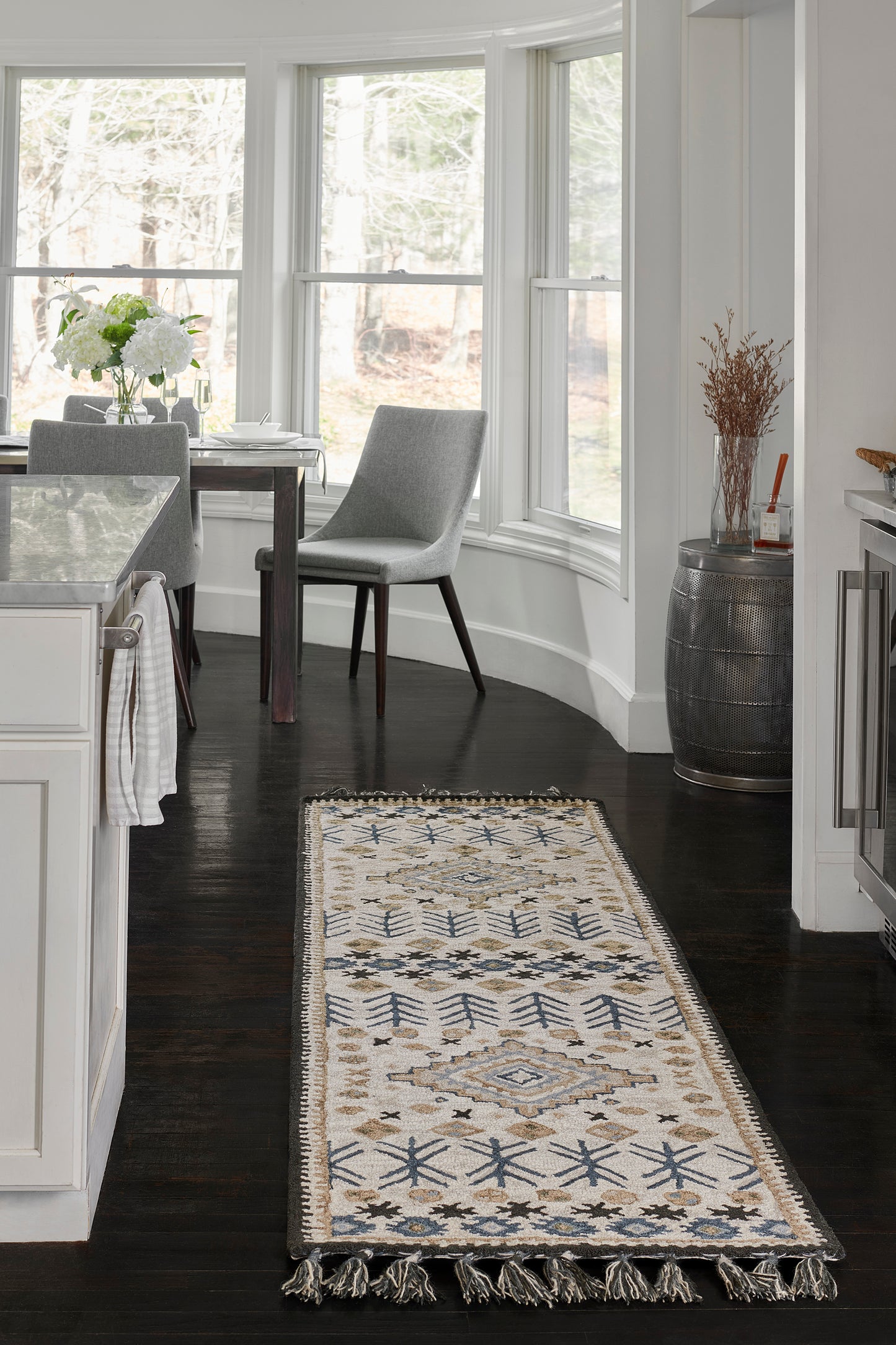 Momeni Tahoe Ivory Transitional