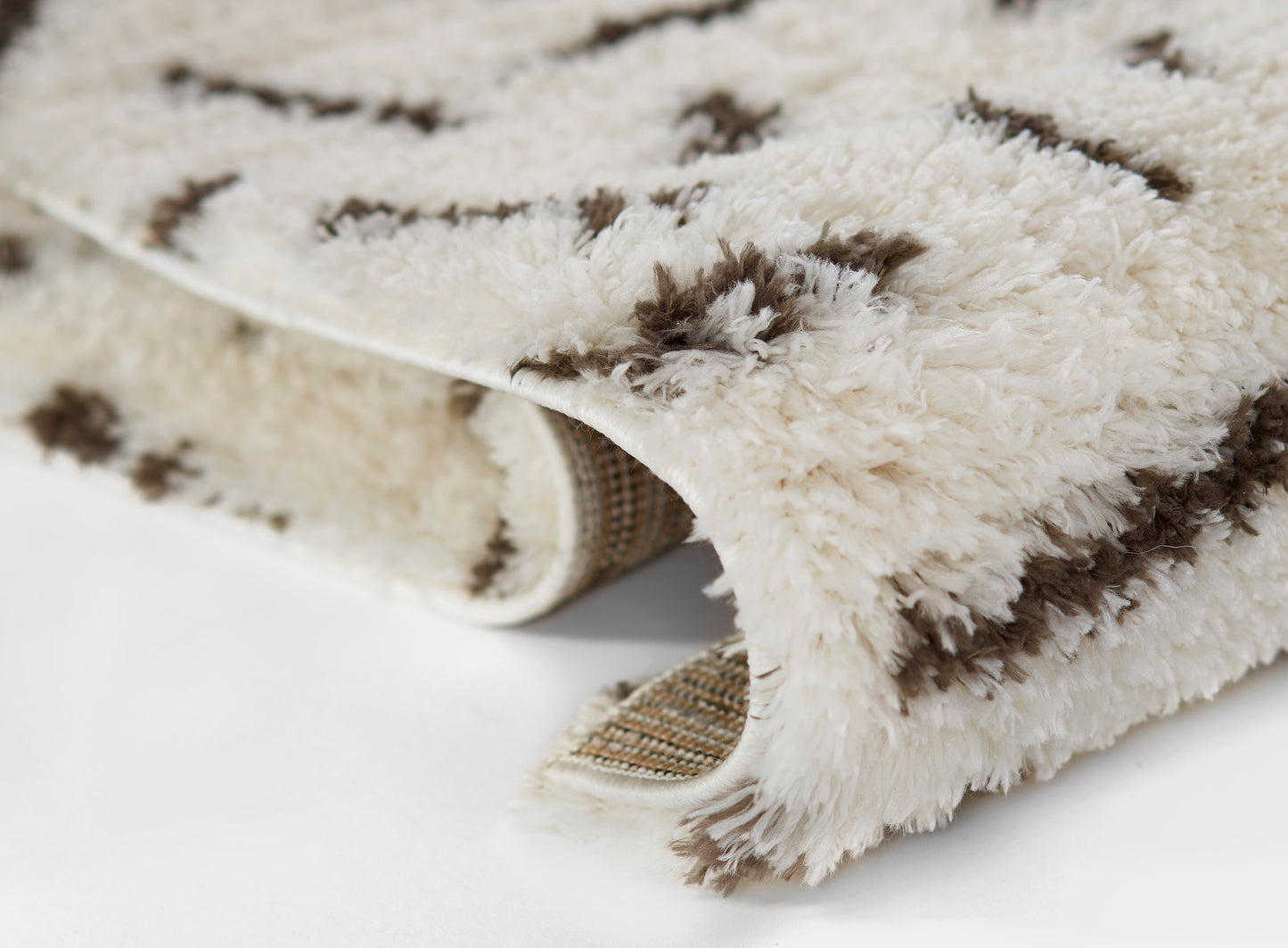 Novogratz Transcoso Ivory Contemporary